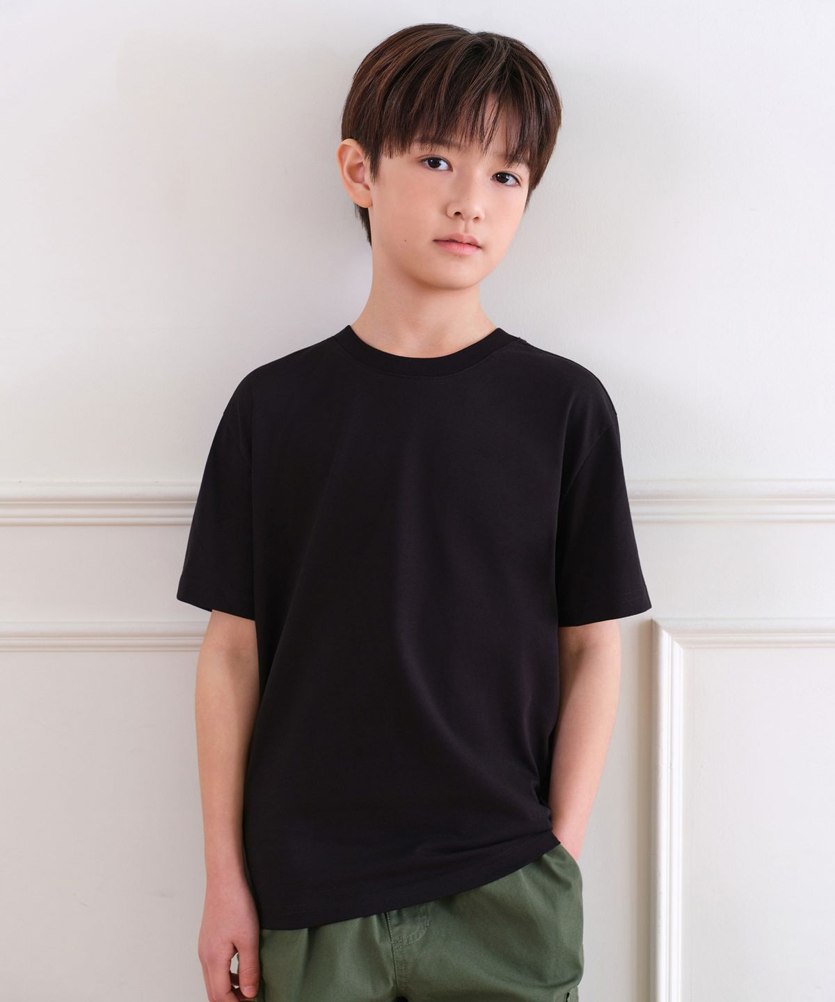 무신사 스탠다드 키즈(MUSINSA STANDARD KIDS) [쿨탠다드] 릴렉스드 크루 넥 티셔츠 [블랙]
