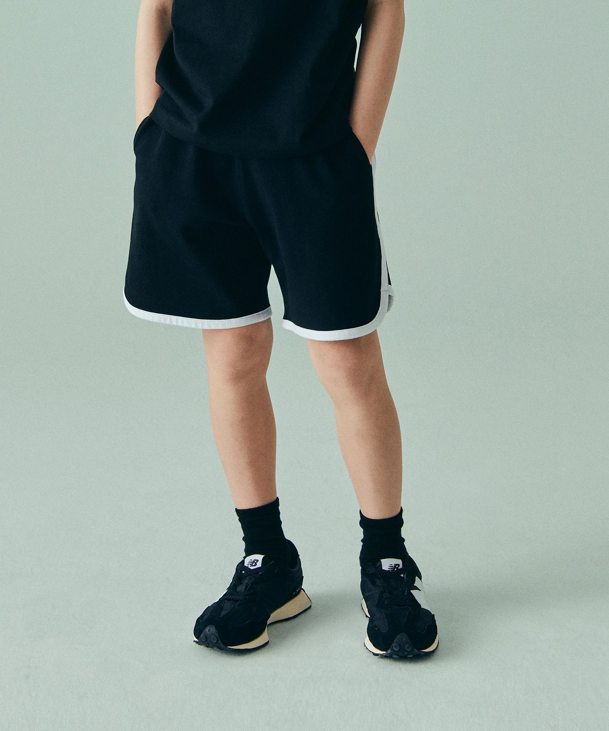 무신사 스탠다드 키즈(MUSINSA STANDARD KIDS) 돌핀 쇼츠  [블랙]