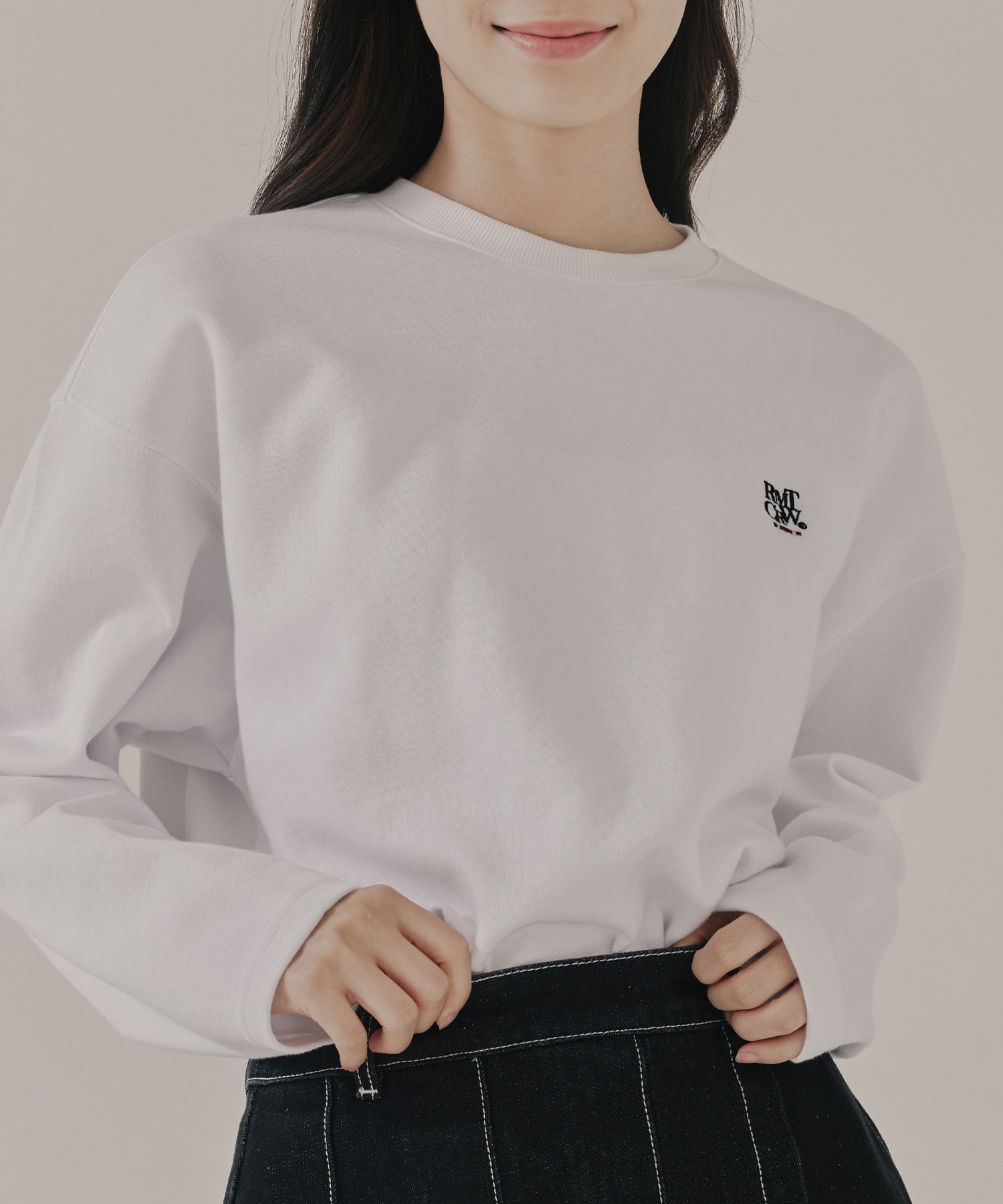 ★2023SS新作★ROMANTIC CROWN★LETTERING LONG SLEEVE MUSINSA | ROMANTIC CROWN Lettering Long Sleeve_White