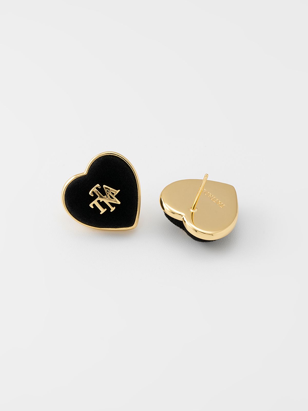 타티아나(TATIANA) Classic Velvet Emblem Earring EC1954