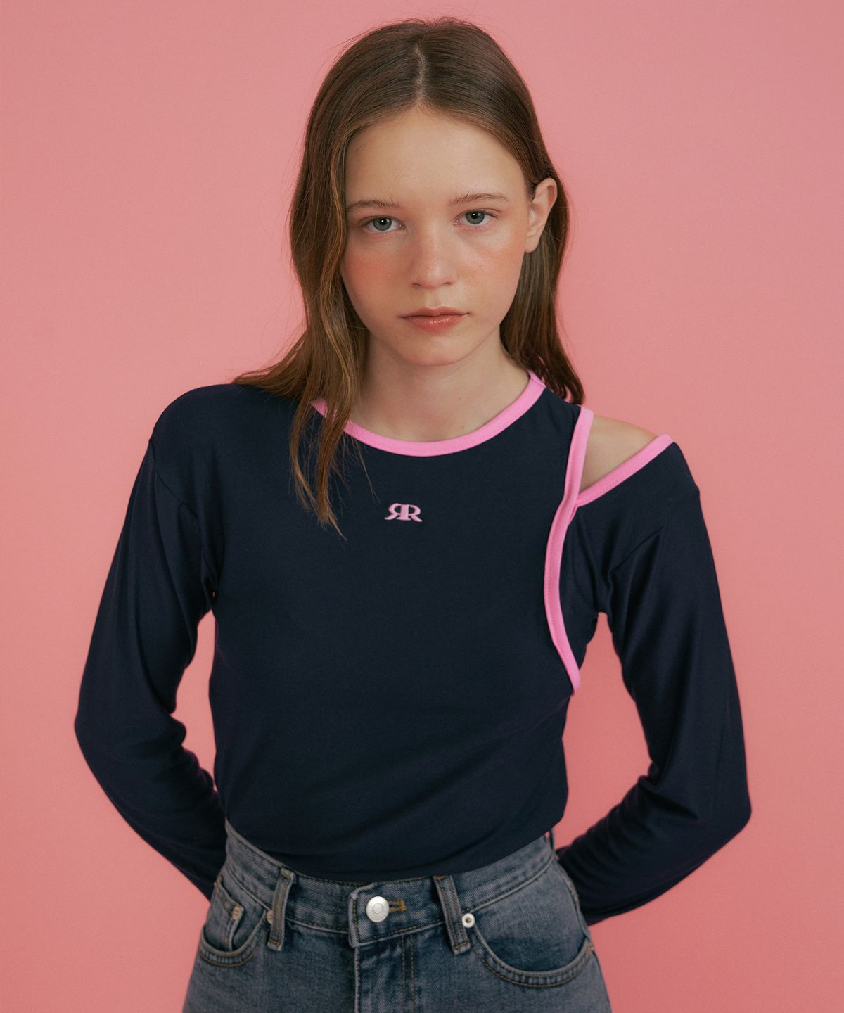 리올그(REORG) POD SHOULDER OPEN T-SHIRTS NAVY