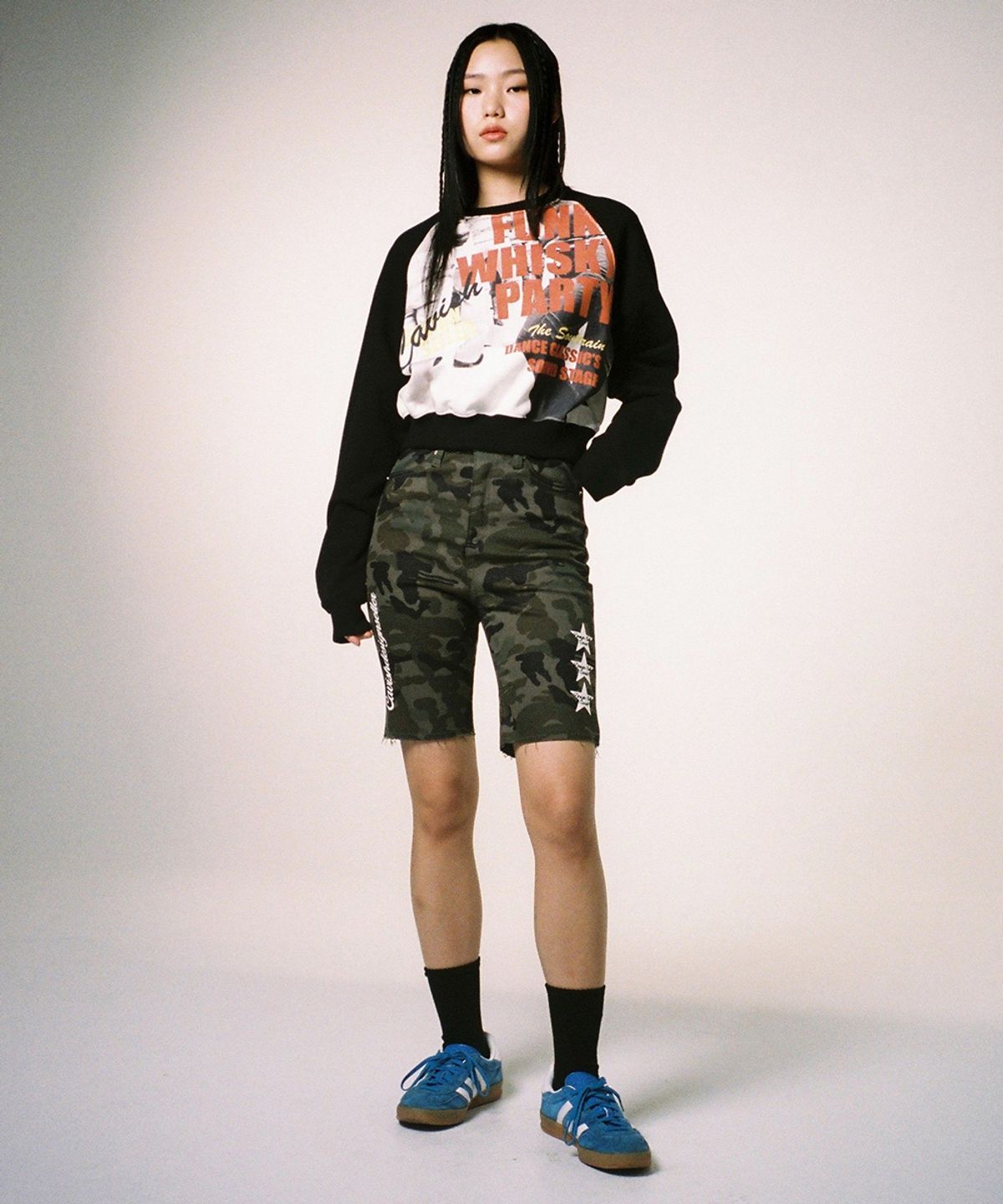 카비시(CAVISH) W WHISKY PARTY SWEATSHIRT BLACK(CV2DSFM463A)