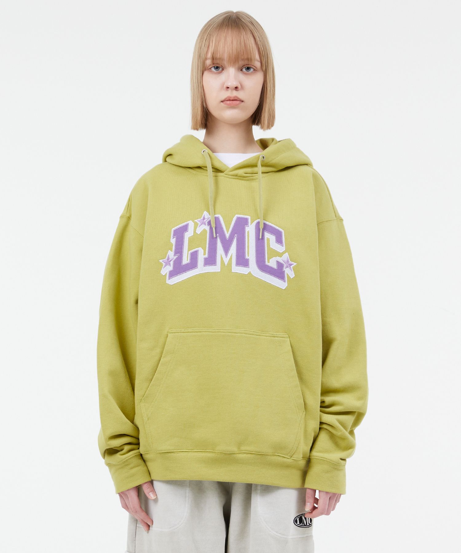パーカー・フーディ LMC STAR ARCH APPLIQUE HOODIE light olive 0LM23SHD107LOV MUSINSA | LMC STAR ARCH APPLIQUE HOODIE light olive