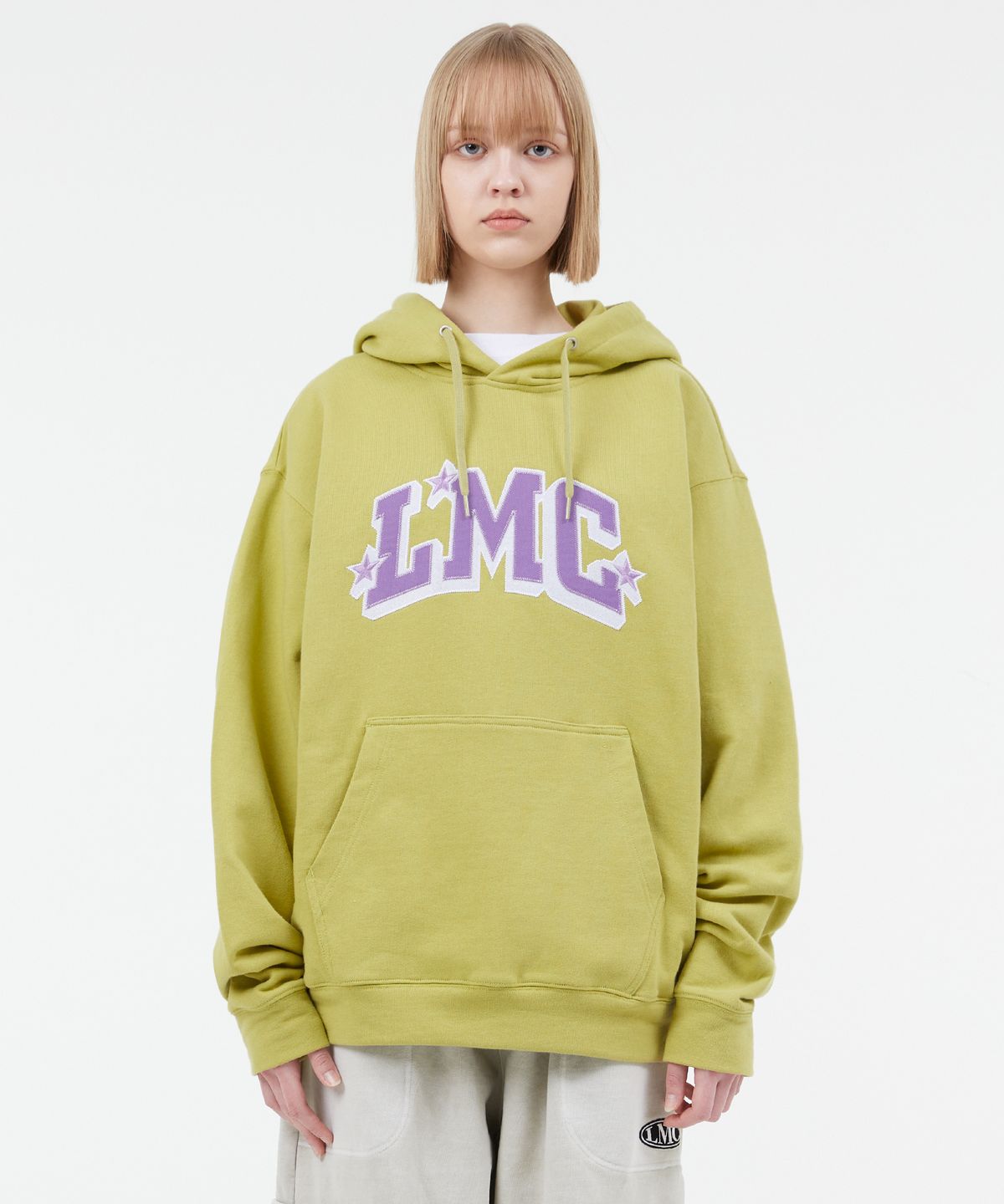 엘엠씨(LMC) STAR ARCH APPLIQUE HOODIE light olive