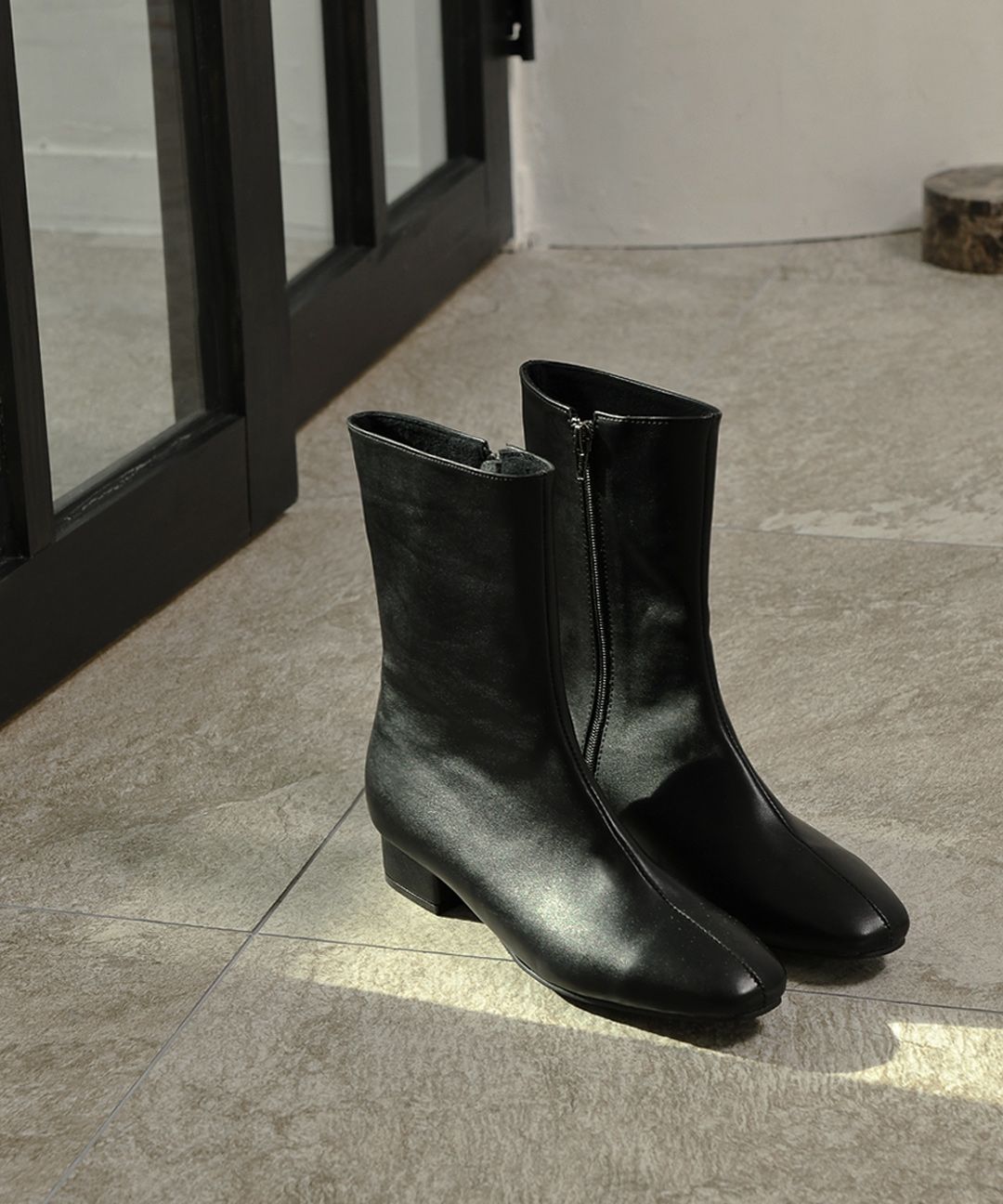 MUSINSA | FLORIDA STUDIO FL7032 Lupinus 3CM Middle Boots Midnight Black