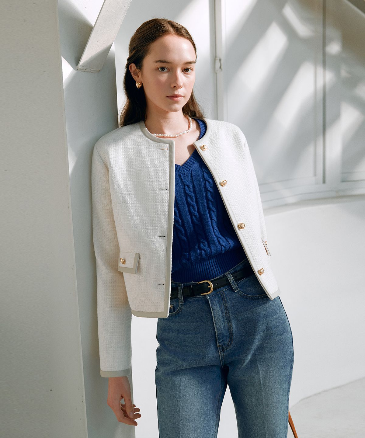 로라로라(ROLAROLA) GOLD BUTTON TWEED JACKET IVORY