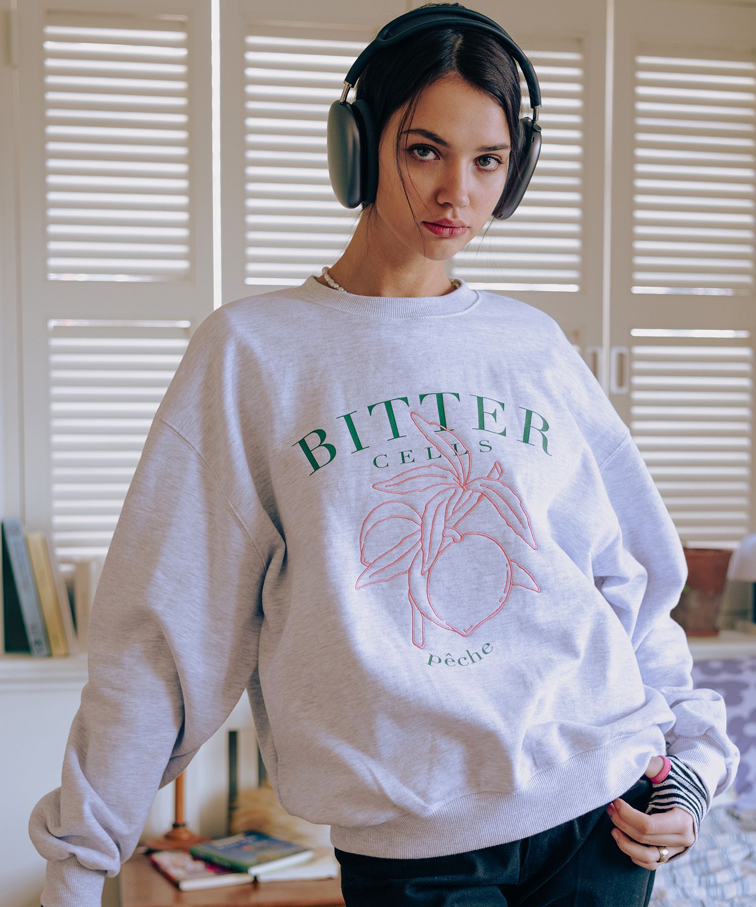 ◇BITTER CELLS◇ Peach Sweat ShirtLight Grey MUSINSA | BITTERCELLS Peach Sweatshirt - Light Gray