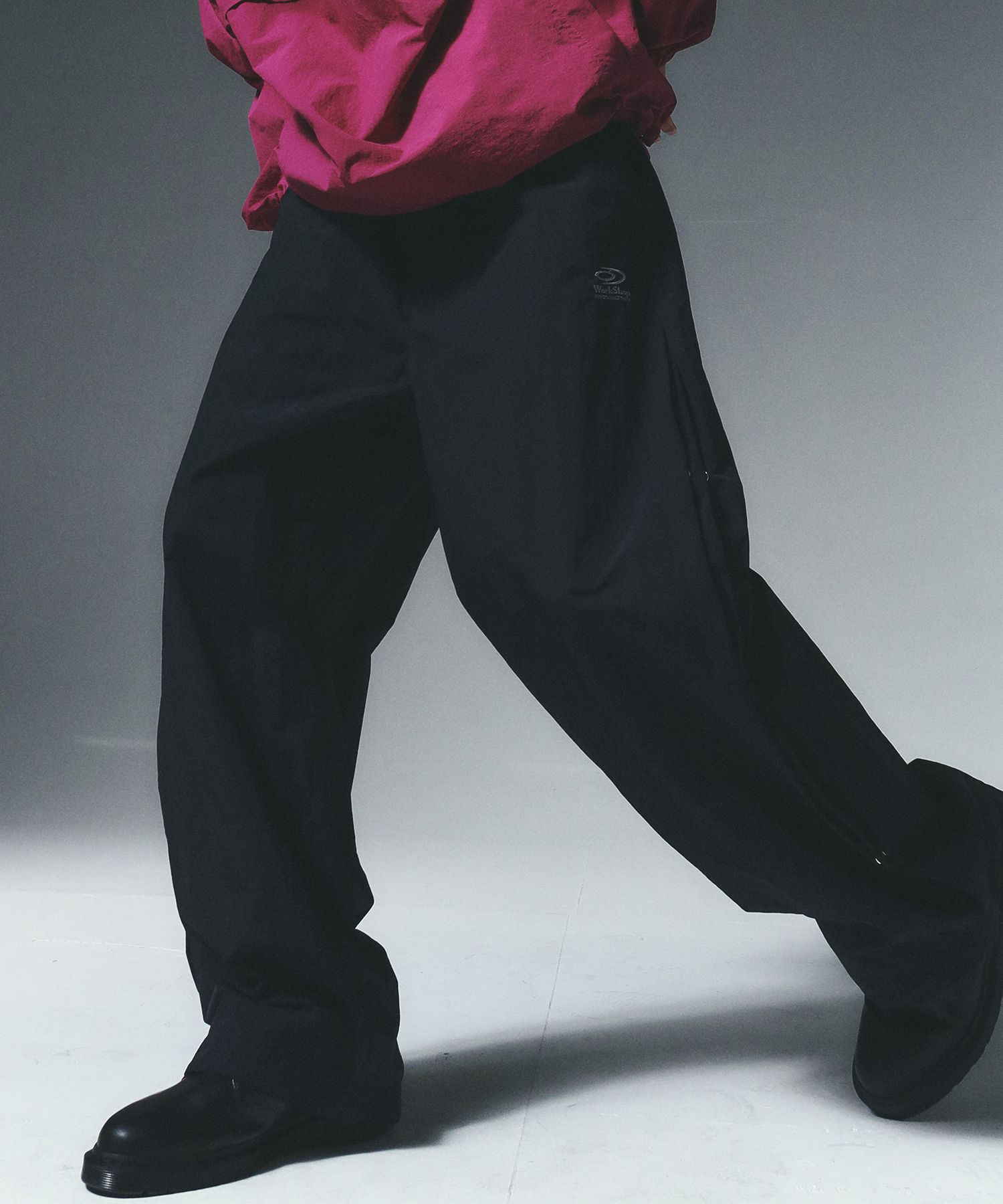 MUSINSA公式 | TRAVEL Workshop Side Snap Pants Black