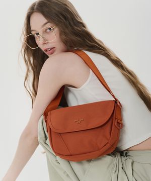 영셔틀 크로스백 슬링백 브릭