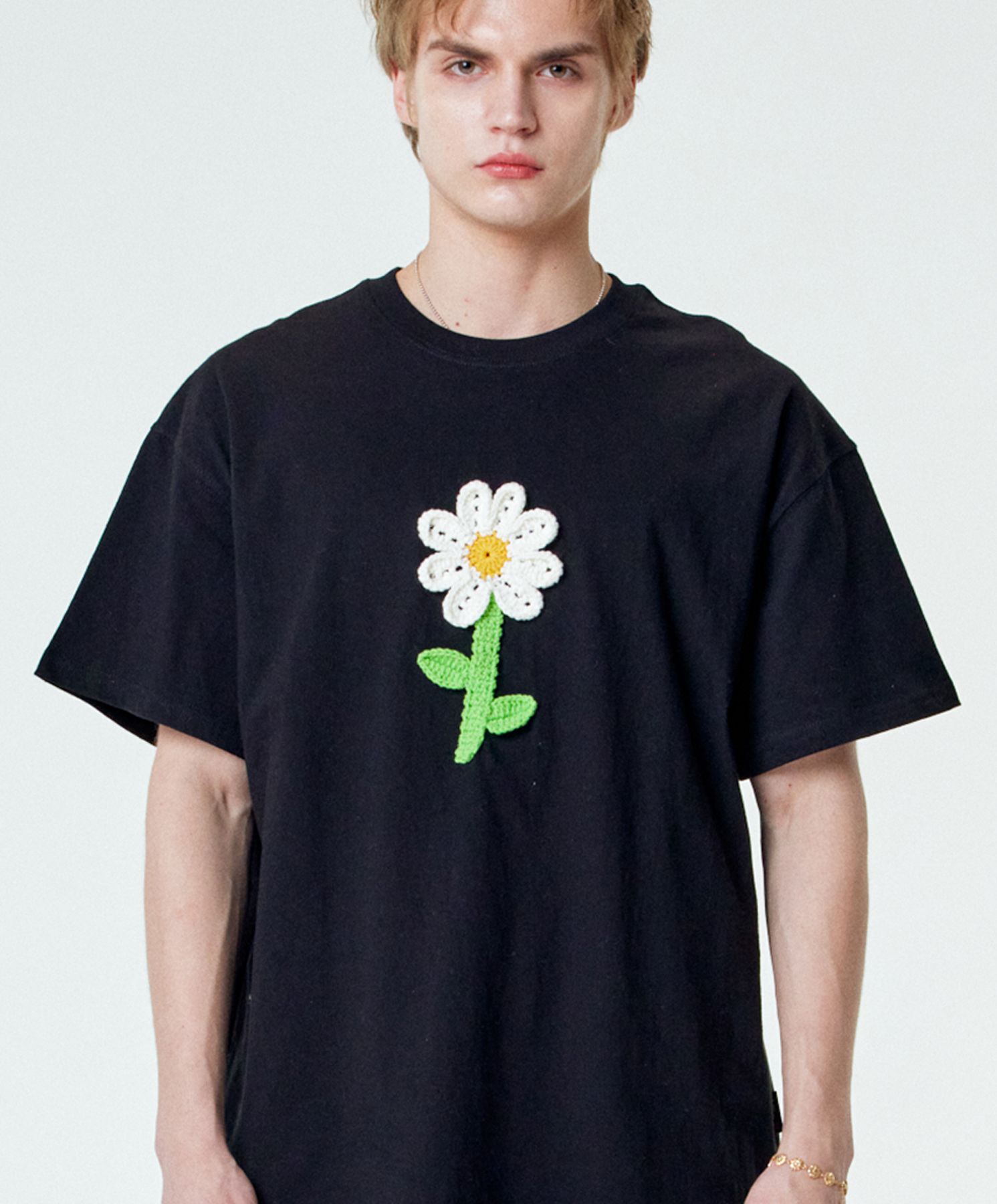 ☆MISTER CHILD☆ FLO T-SHIRTS Tシャツ MUSINSA | MISTER CHILD Crochet Flower T-Shirt Black