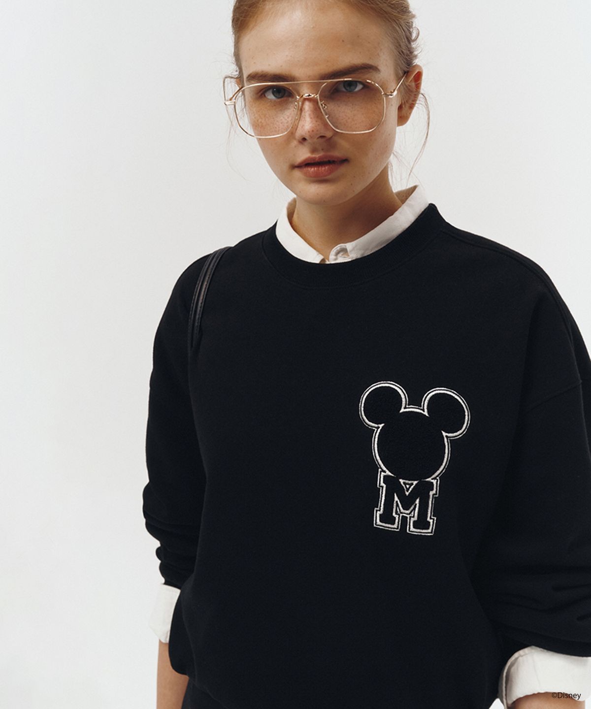 던스트(DUNST) UNISEX_DISNEY MICKEY MOUSE_BOUCLE SWEATSHIRT_BLACK_UDTS3A150BK