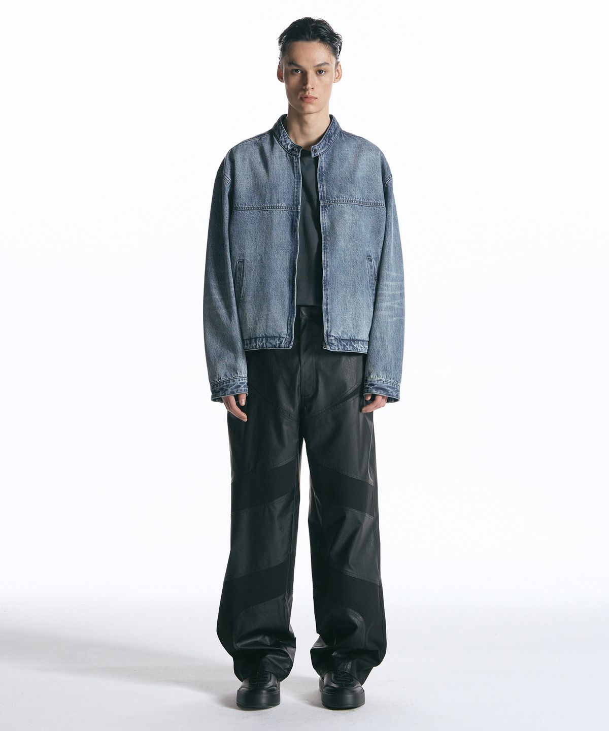 인사일런스(INSILENCE) 레더 믹스 바이커 팬츠 BLACK