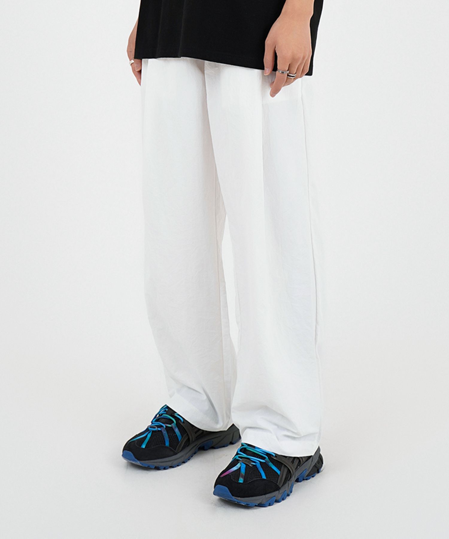◇SLOW RECORD HOUSE◇ Nylon one-tuck pants navy Screenshot2023-04-10at5.59.