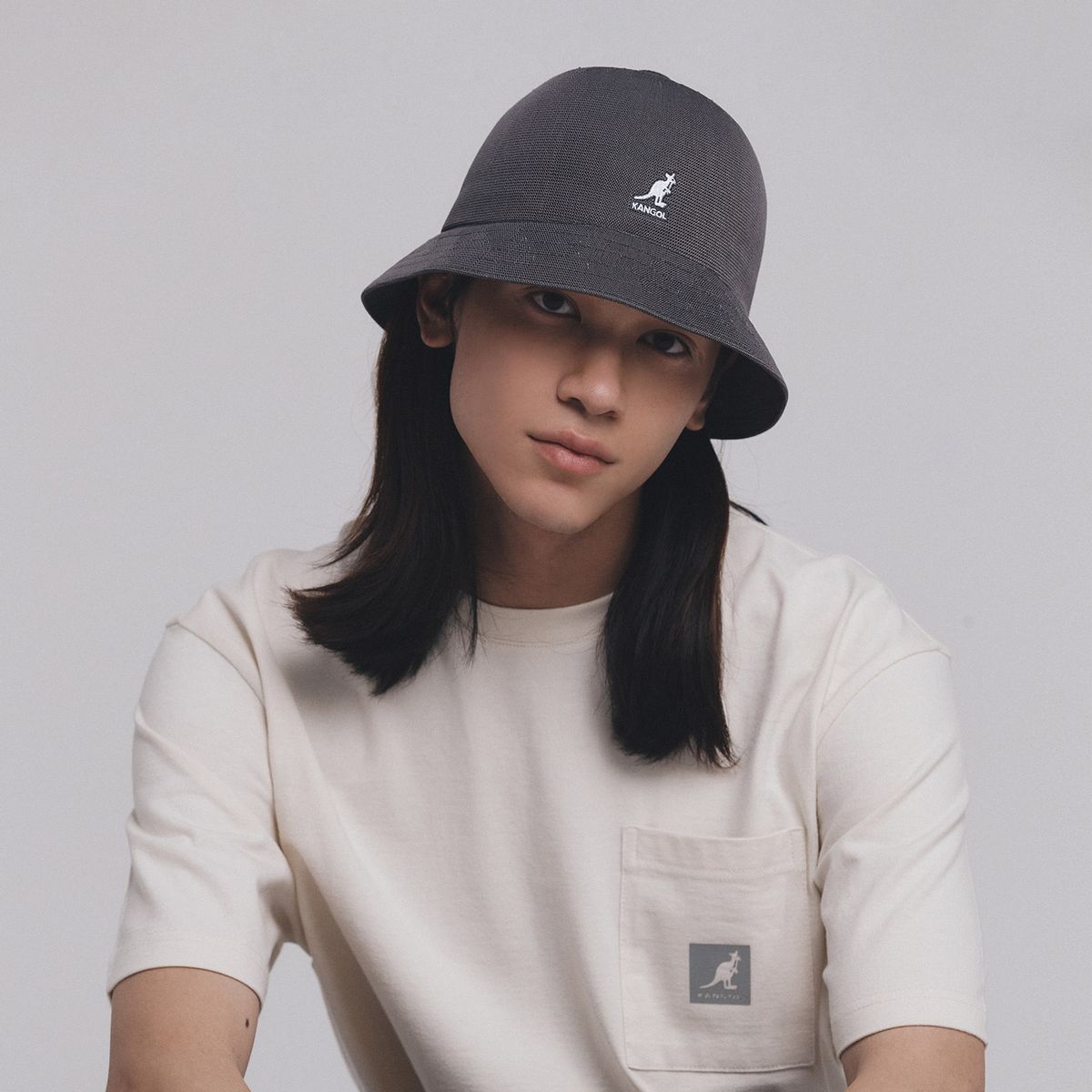캉골(KANGOL) 트로픽 캐주얼 2094 차콜