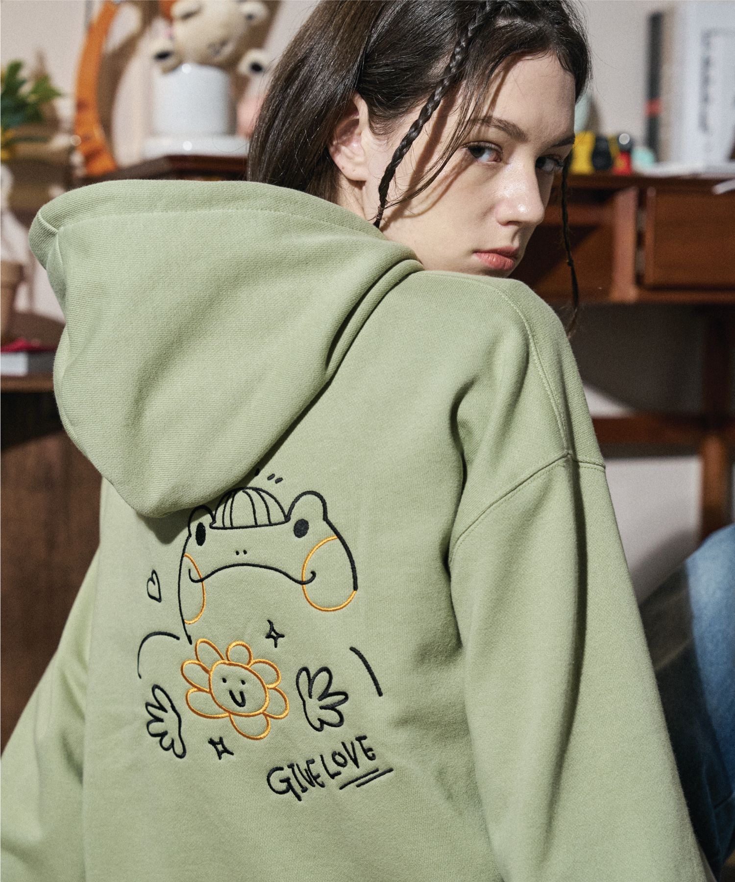CPGN STUDIO】24FW☆ Happy Memory Embroidered Hoodie