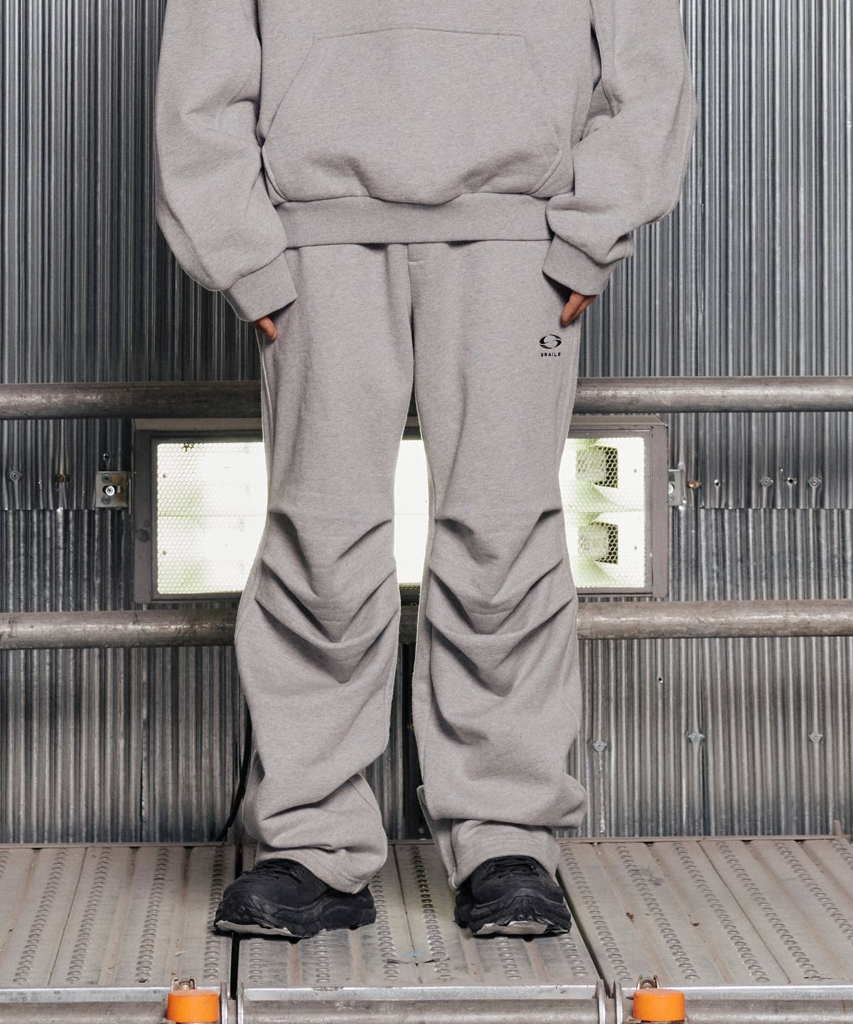 그레일즈(GRAILZ) ESSENTIAL PINTUCK DRAWSTRING PANTS [MELANGE GREY] - 사이즈 ...