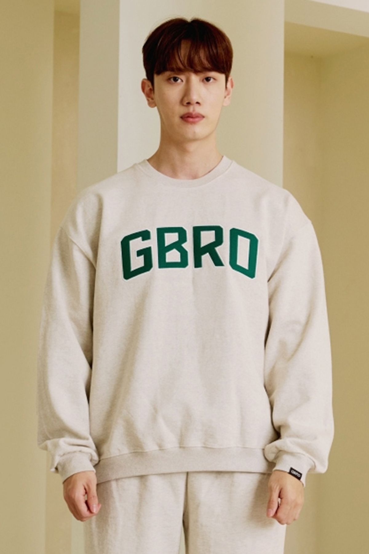 짐브로(GBRO) 헤비웨이트 아치로고 맨투맨