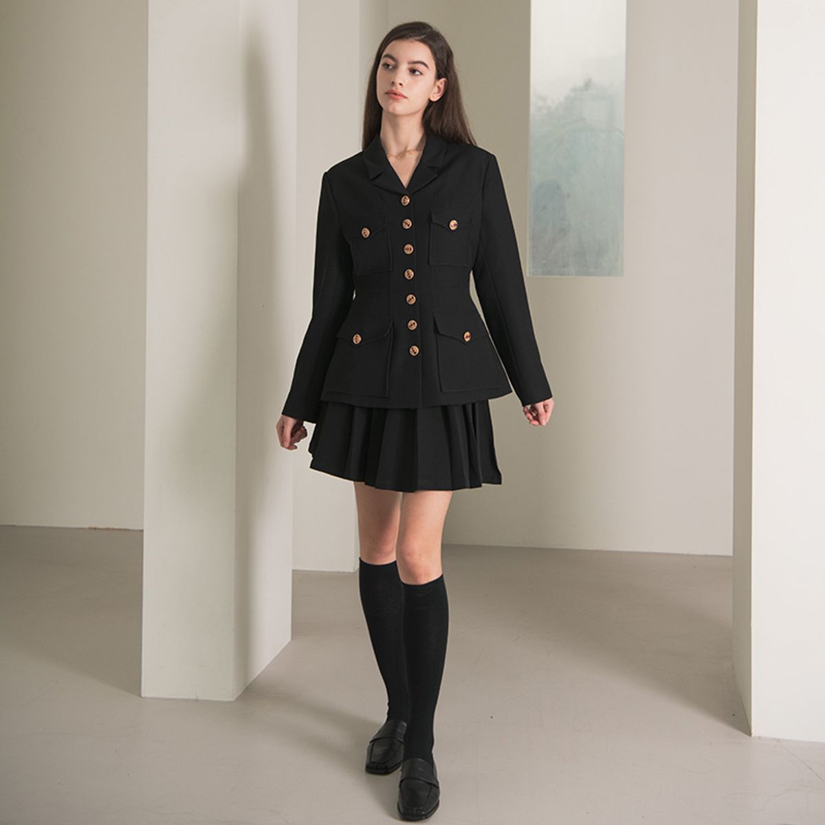 와이와이아이엠(YYIAM) YY New_flat collared pleated two-piece set