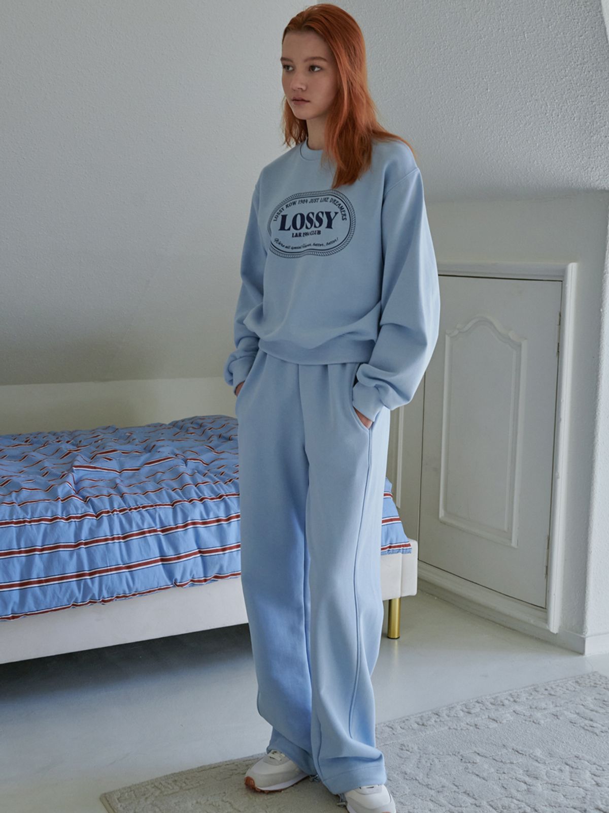 로시로우(LOSSYROW) Lossy Wide String Sweat Pants  Sky blue