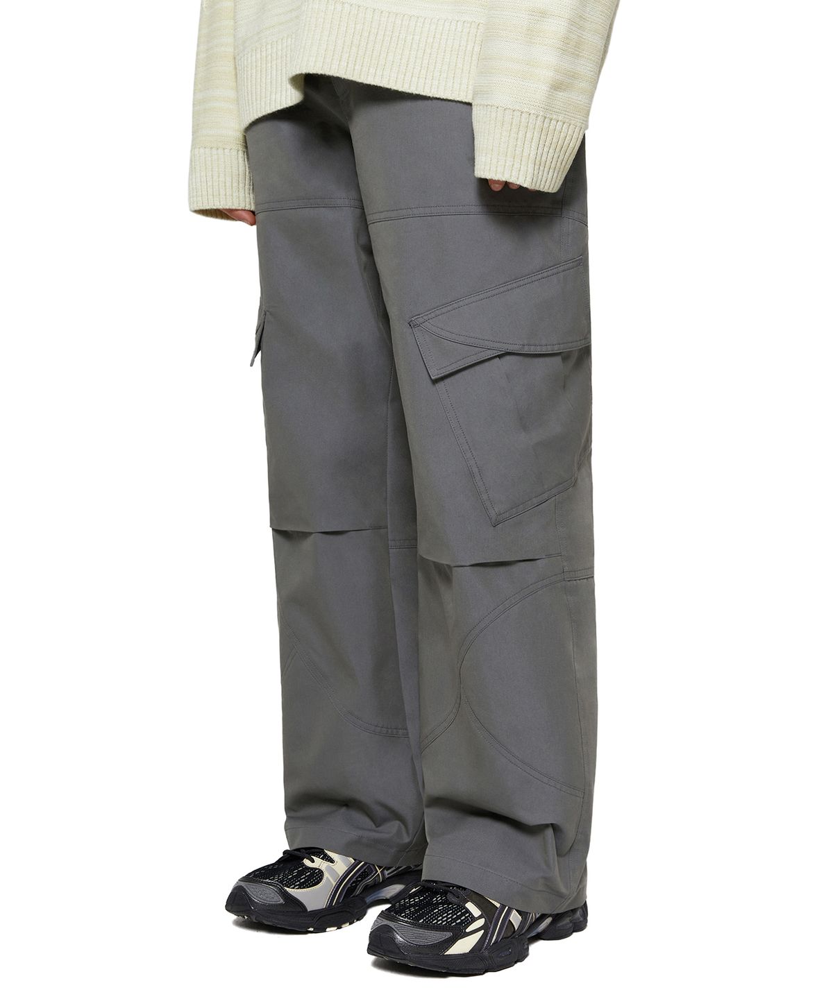 비바스튜디오(VIVASTUDIO) SPLIT WIDE CARGO PANTS [KHAKI]