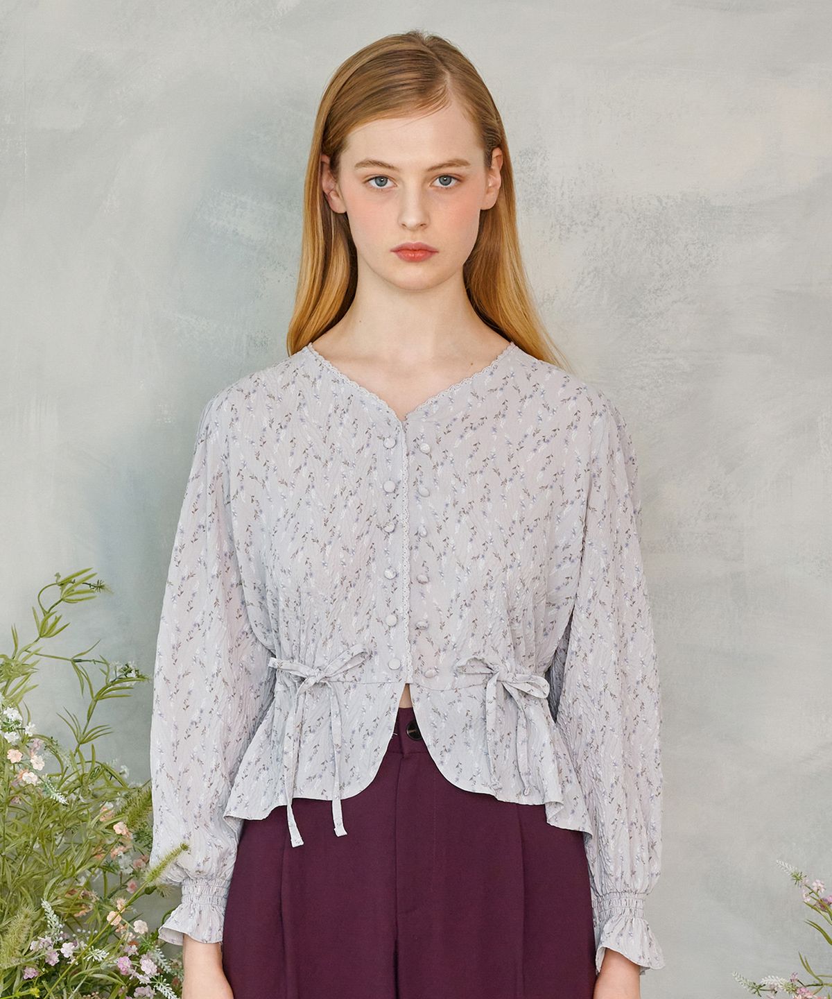 바이탈싸인(VITALSIGN) Lace Button Puff Blouse (2colors)