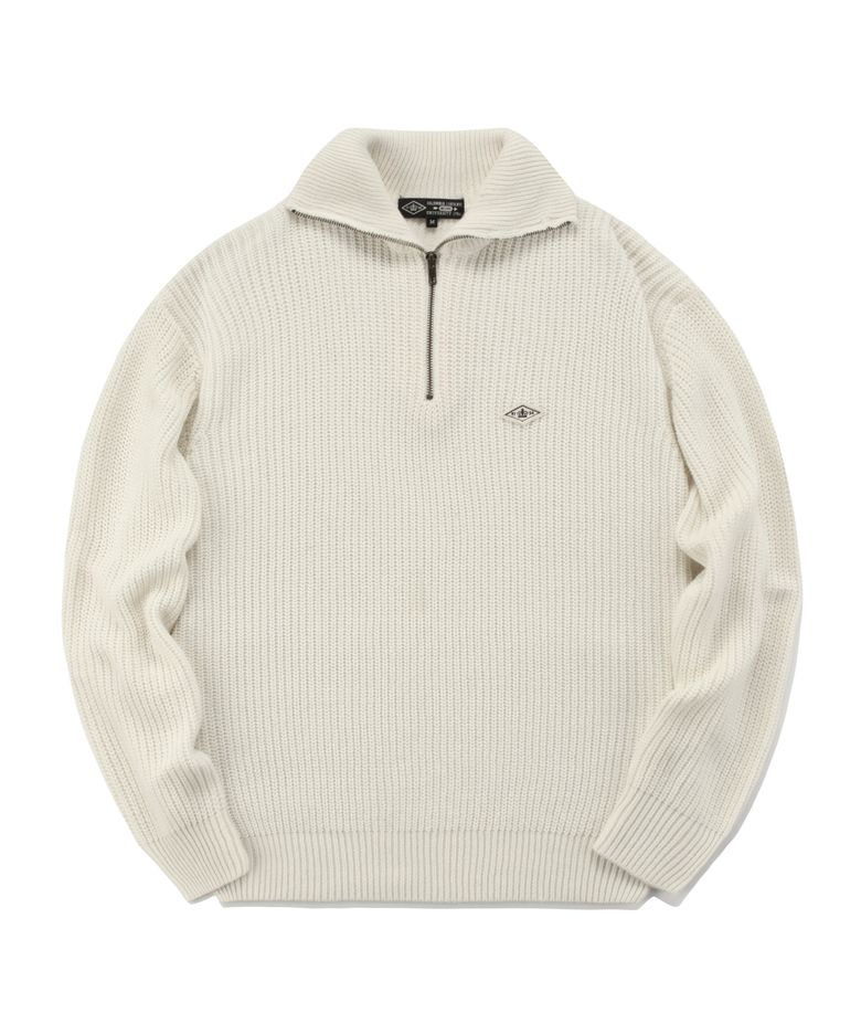 1754 CROWN OVERFIT HALF ZIP-UP SWEATER 크림