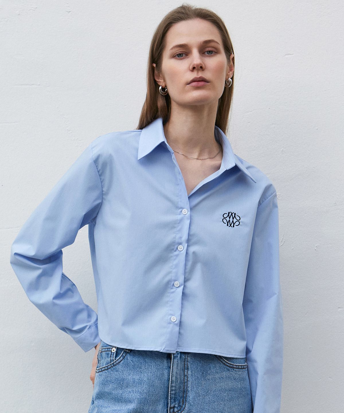 닉앤니콜(NICK&NICOLE) NICOLE MINIMAL SEMI CROP SHIRT_SKY BLUE