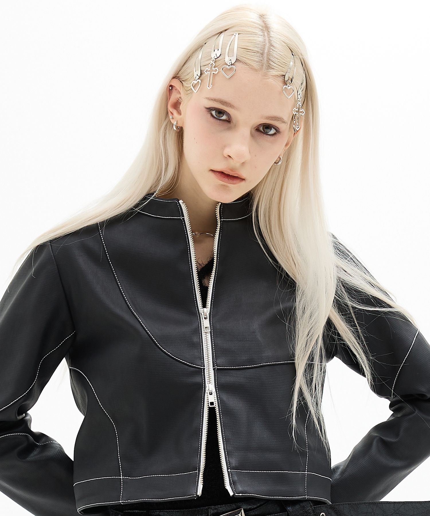 [LUV IS TRUE]★DN STITCH BLOUSON MUSINSA | LUV IS TRUE DN STITCH BLOUSON(BLACK)