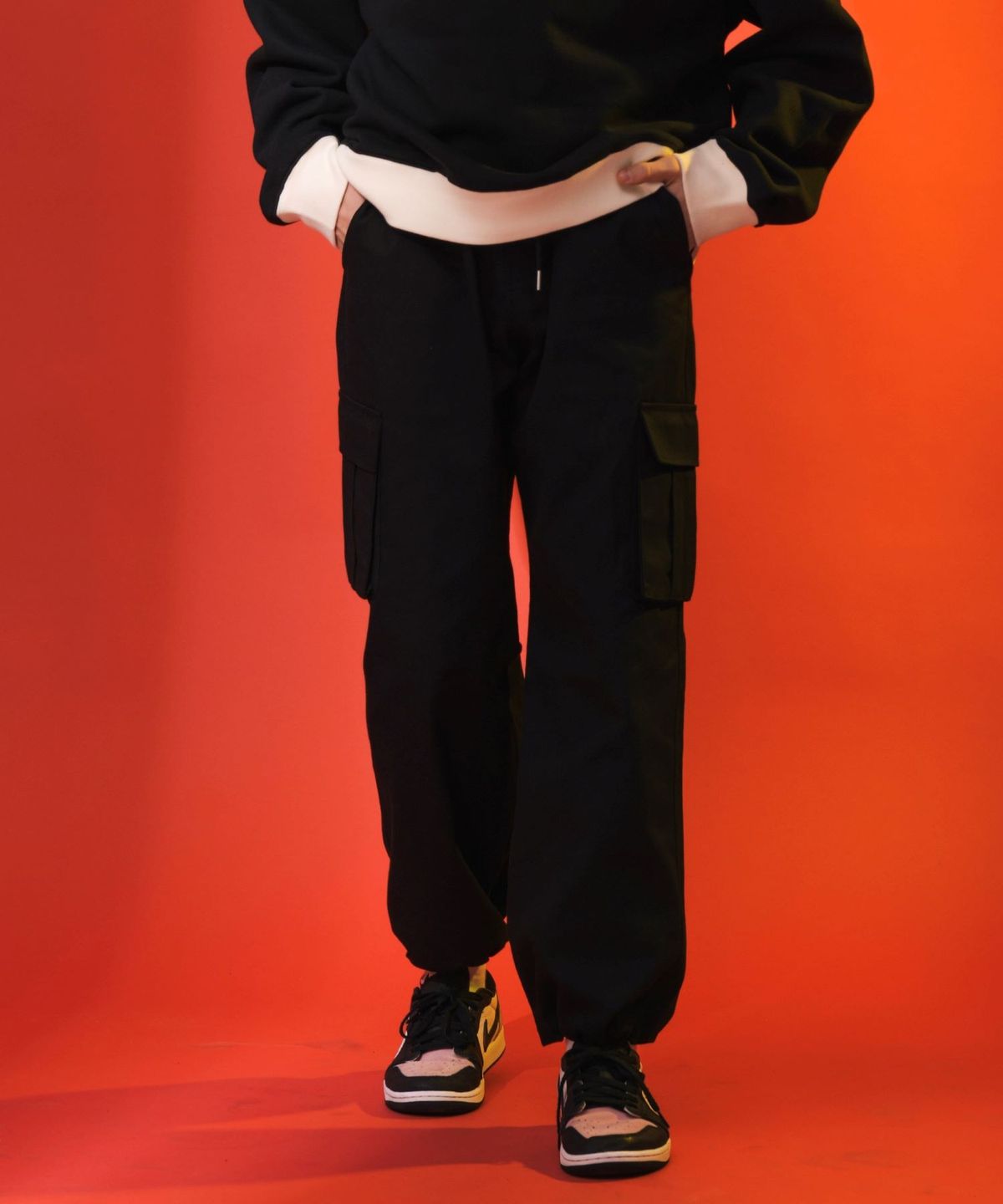 바쥬비쥬(BAJOO BIJOO) WIDE CARGO PANTS [BLACK]