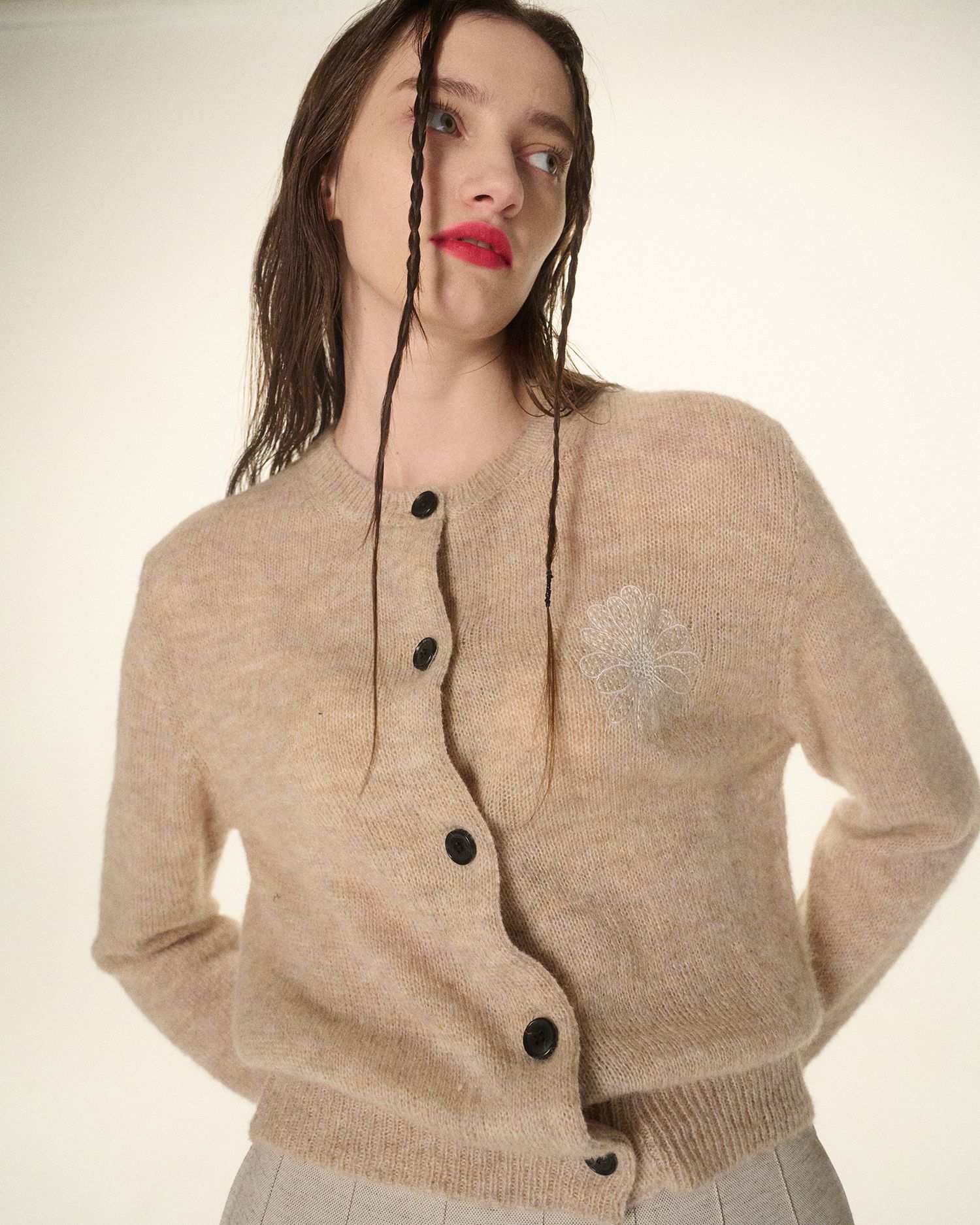 MUSINSA公式 | MARDI MERCREDI MOHAIR CARDIGAN ROUND