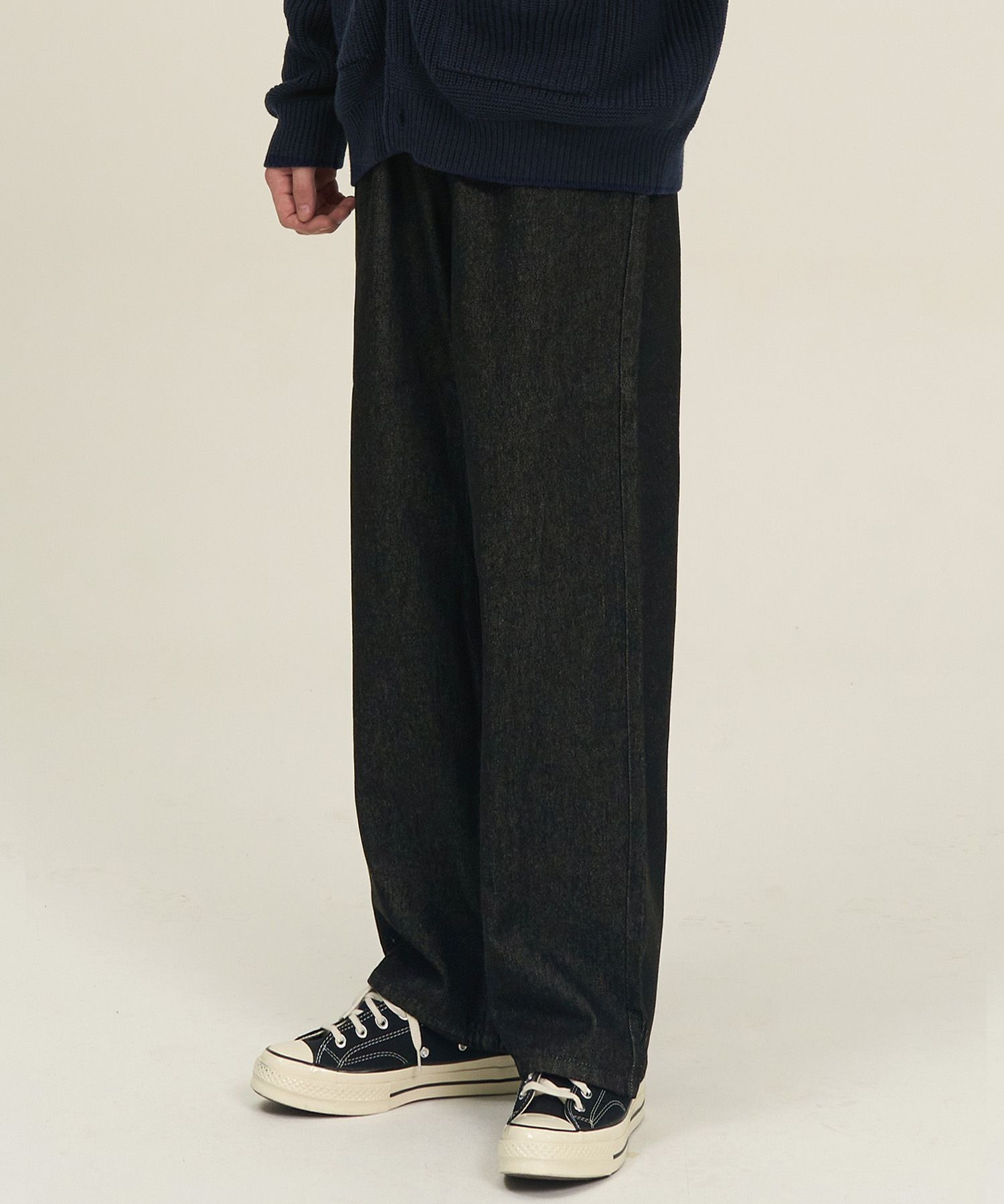 MUSINSA | EXCONTAINER Two-tuck wide denim pants (BLACK)