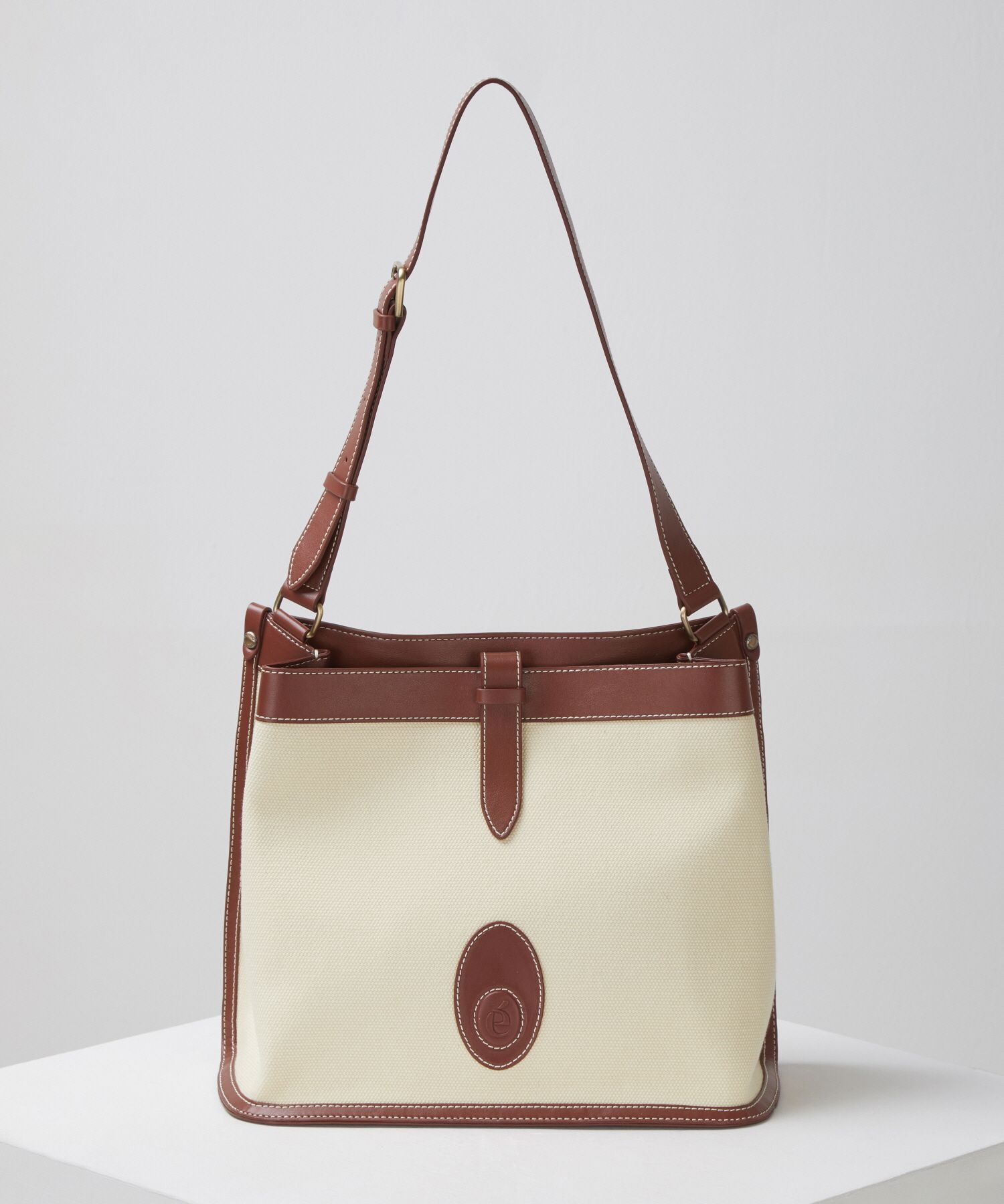 MUSINSA | Archivépke Oval file bag(Vintage wood)_OVBAX23012BBR