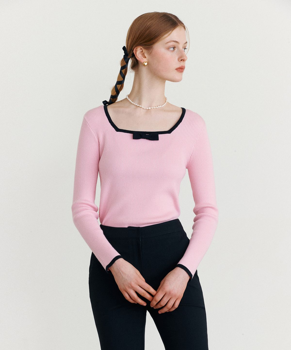 로라로라(ROLAROLA) RIBBON SQUARE NECK KNIT PINK