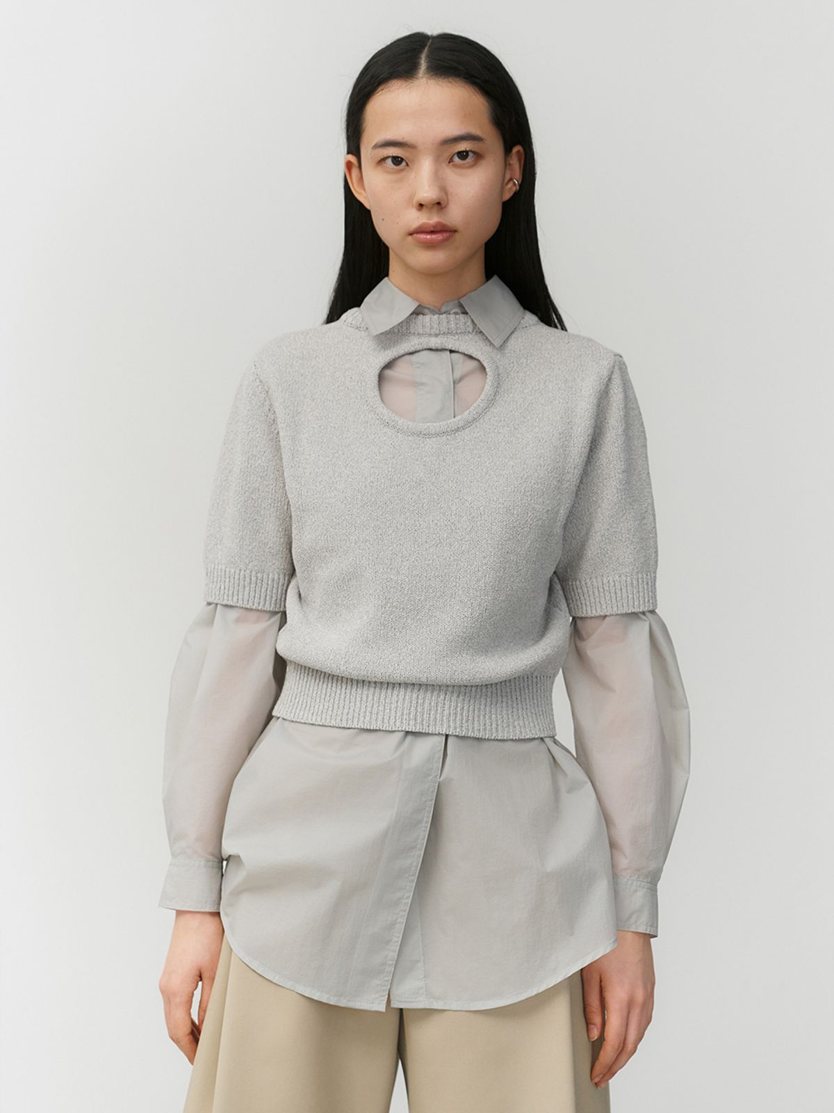 아모멘토(AMOMENTO) BACK CUT-OUT PULLOVER_GREY