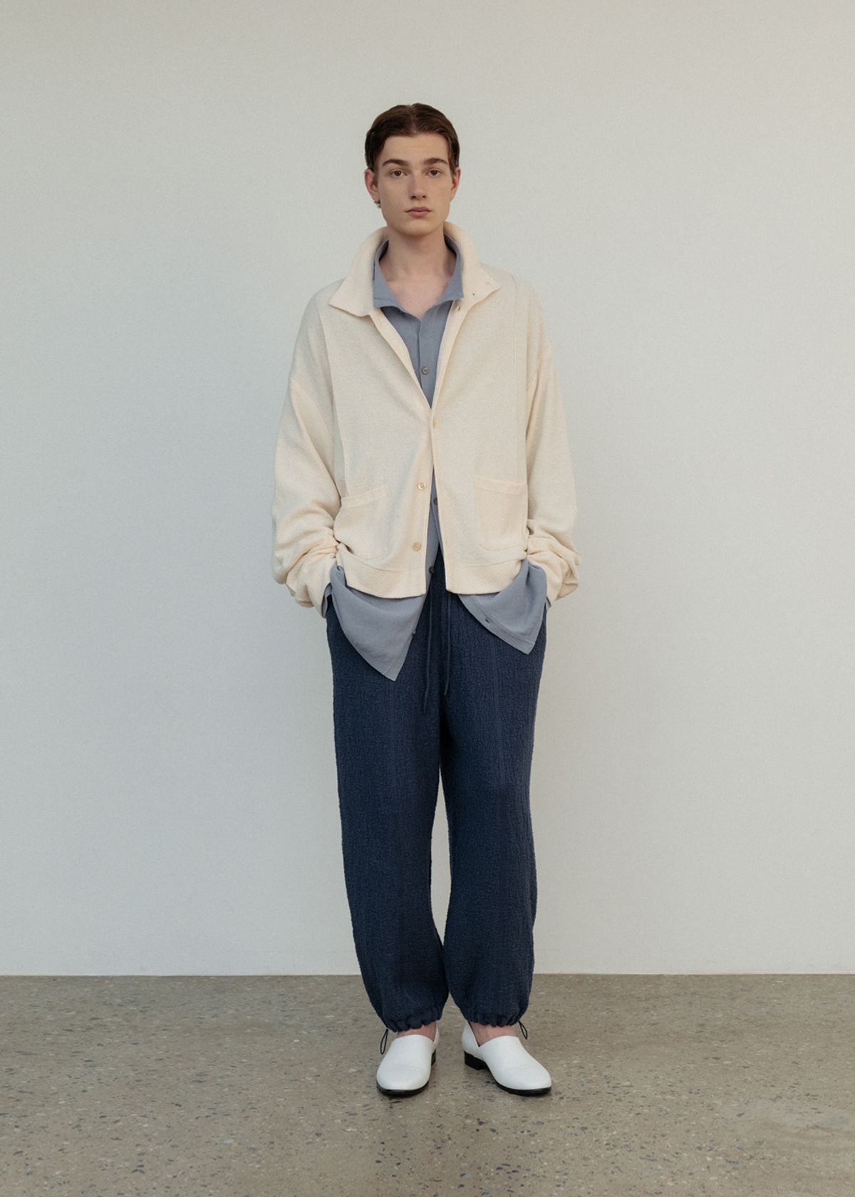 우마뭉(UMARMUNG) Linen boucle high neck shirts jacket_Off white