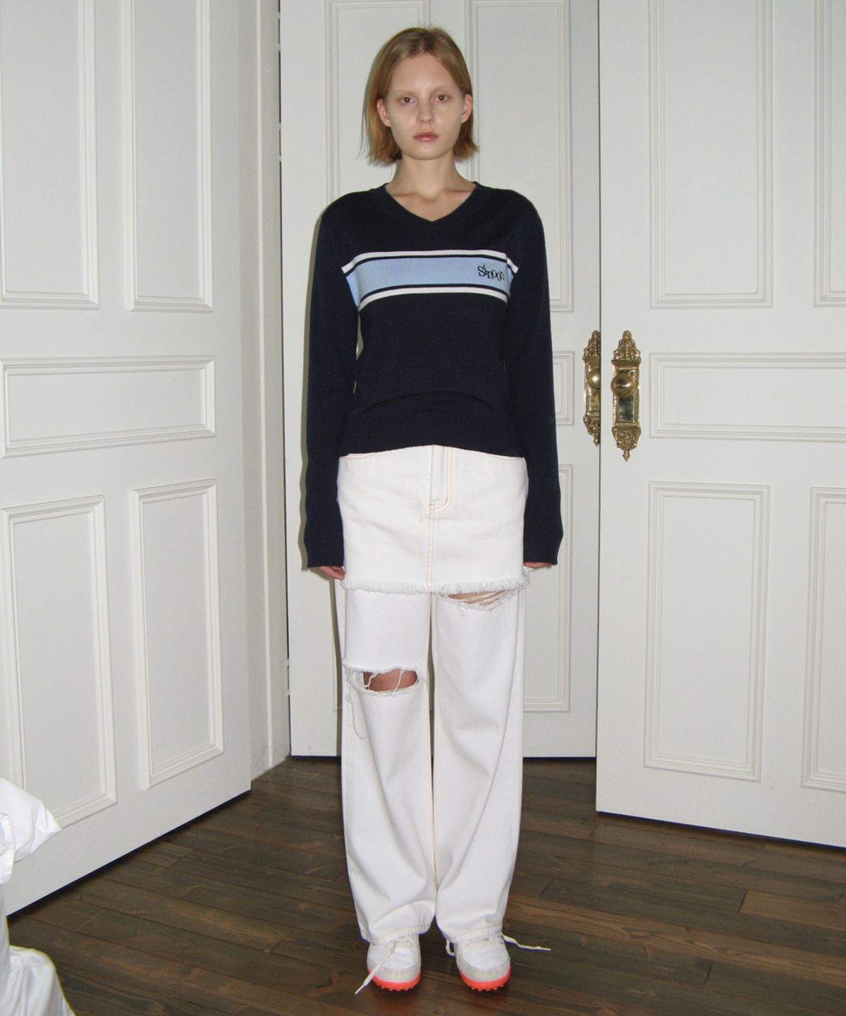 시눈(SINOON) WASHED DAMAGE DENIM PANTS (OFF WHITE)