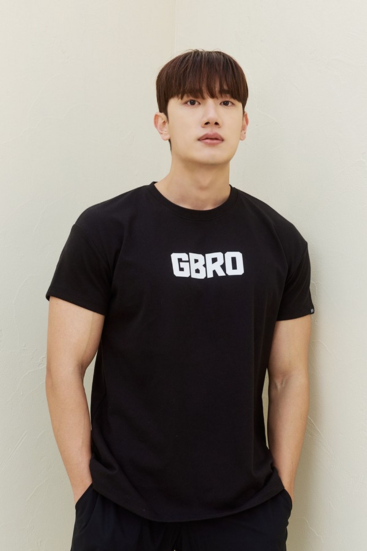 짐브로(GBRO) 메쉬 중간로고 머슬핏 반팔