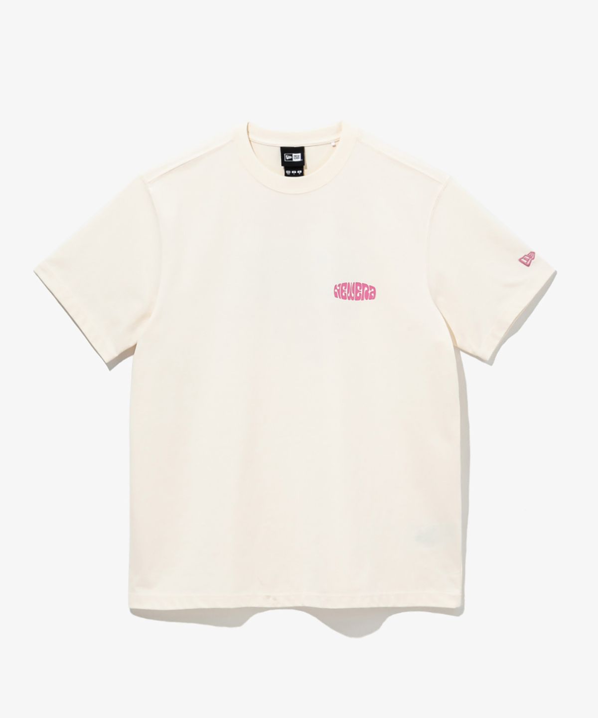 뉴에라(NEW ERA) 시즈널 컨텍트 어스 티셔츠 아이보리