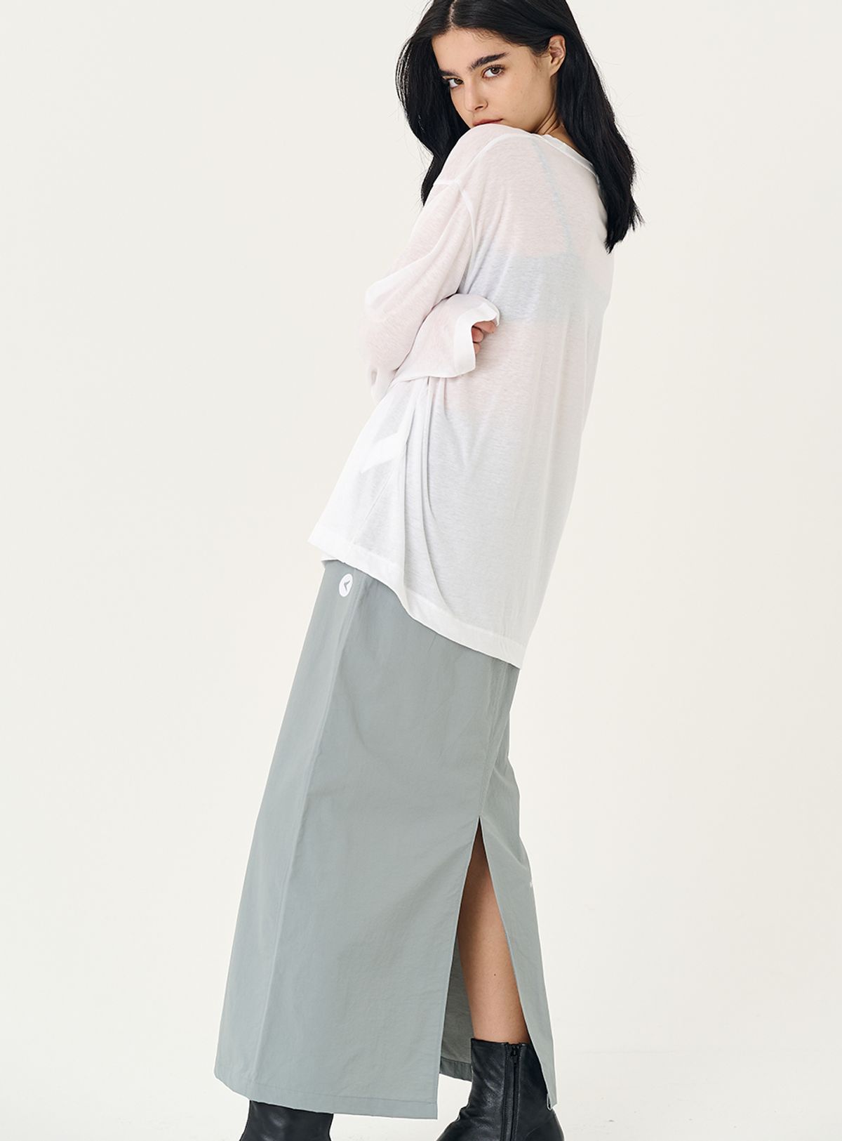 인터레스트(INTEREST) BACK SLIT WINDBREAKER SKIRT_FROSTY GREEN