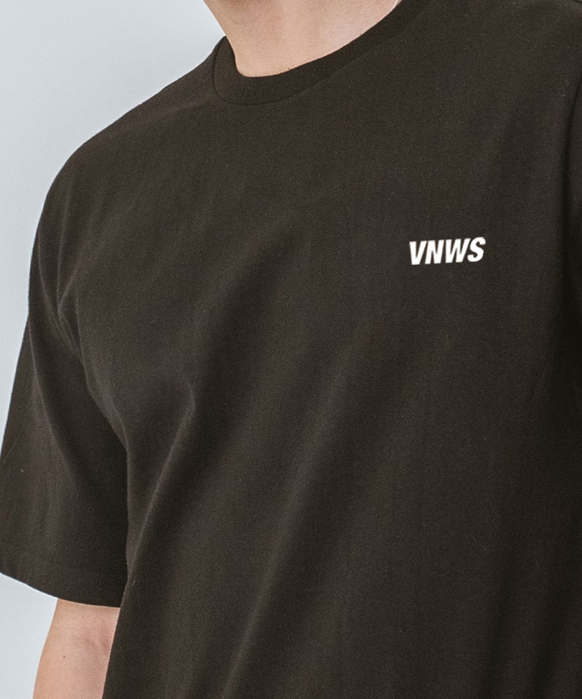 밴웍스(VANNWORKS) VNWS 미니 로고 반팔 티셔츠 (VS0008) 블랙_화이트