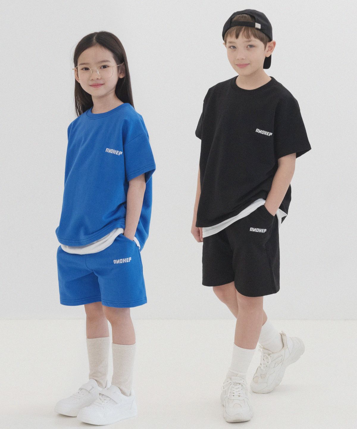 피아네르 키즈(PIANER KIDS) 로고 자수 오버핏 반팔&쇼츠 셋업 (4color)