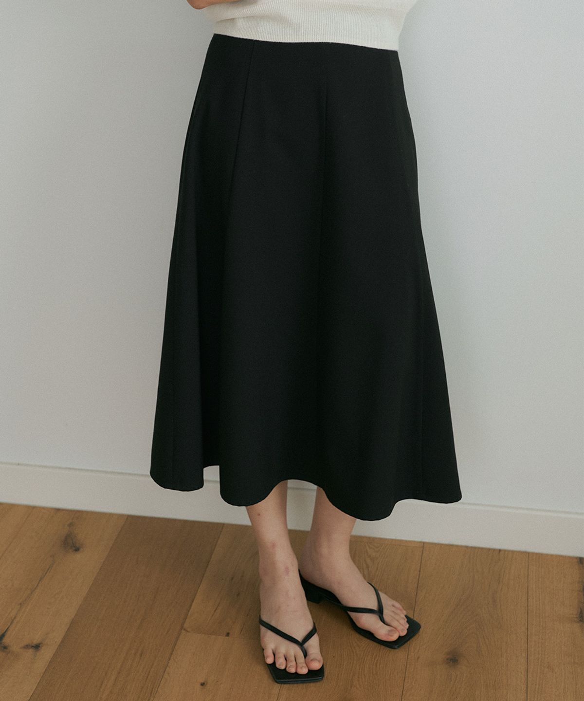 링서울(LINGSEOUL) flared long skirt-black
