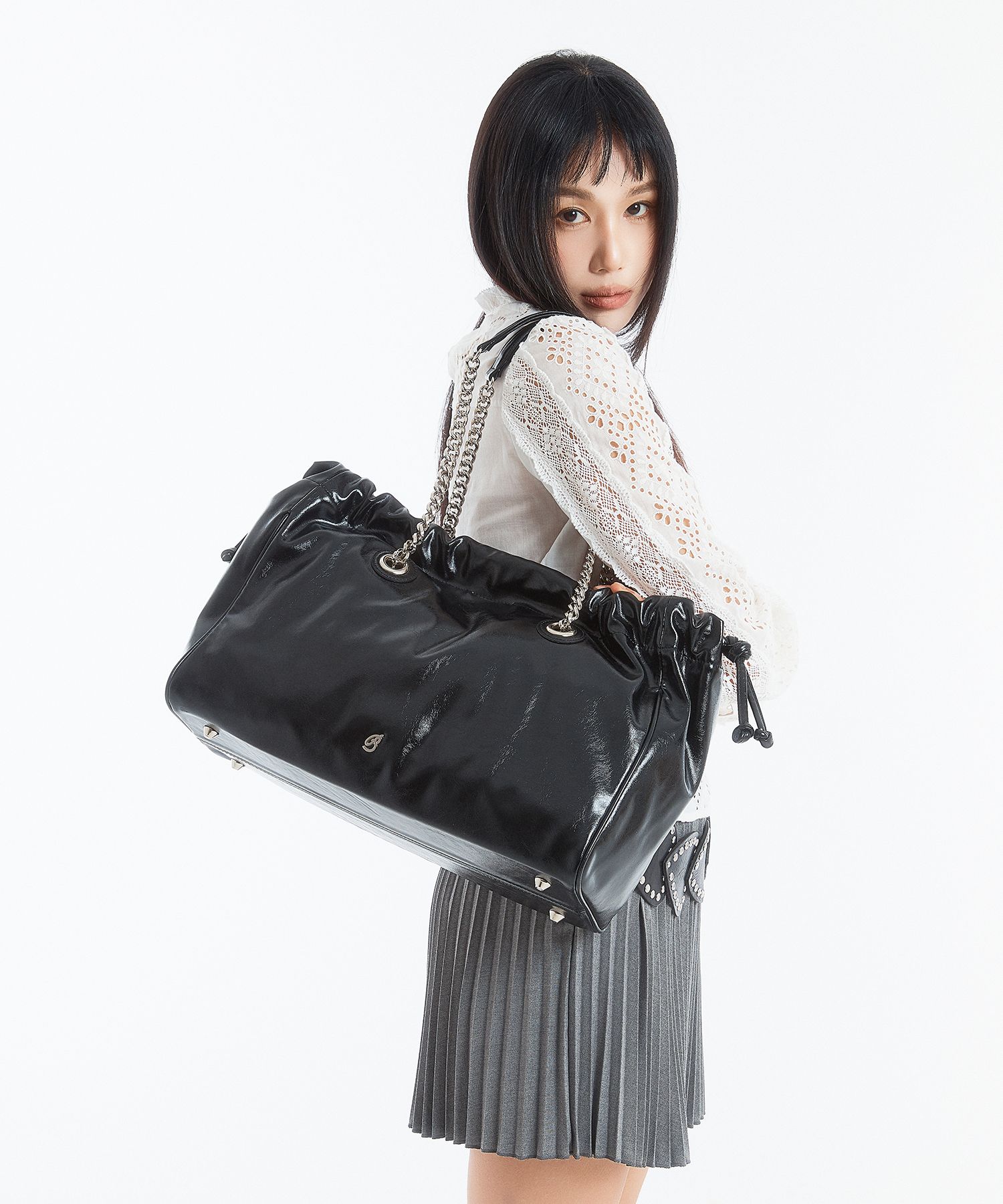 ★送料・関税込★BADGIGI★CH. SQUARE TRAWSTRING BAG★バッグ★ UzQxm-WIhP42FiGRV0VNKQs-vwY.png