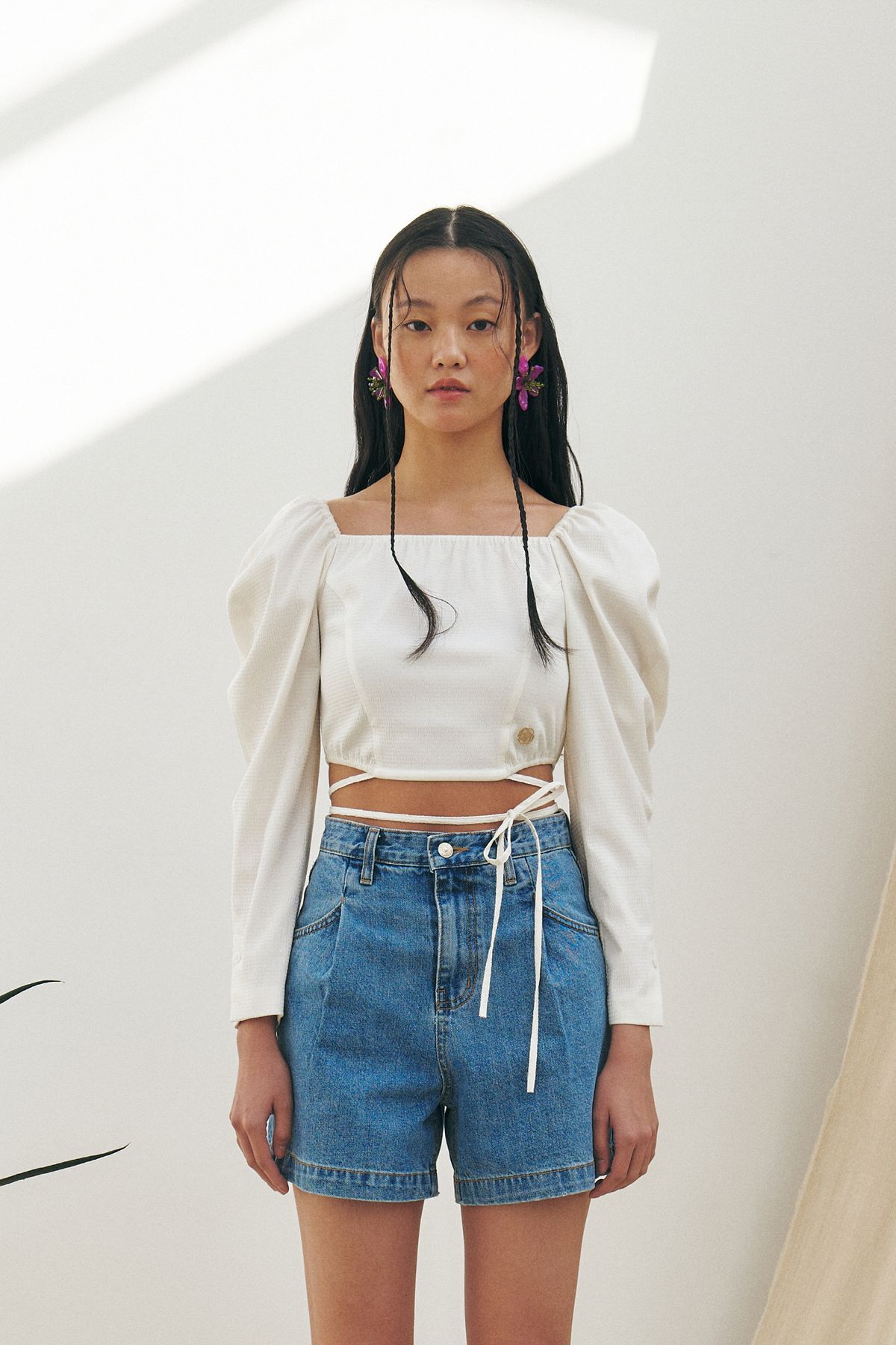 쿠메(KUMÉ) Square Neck String Blouse, Ivory