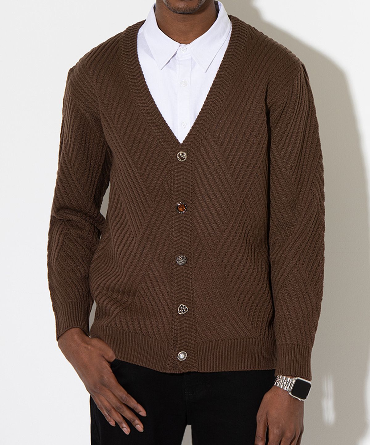 스트라이크(STRIKE) Multibutton Cardigan Knit (BROWN)