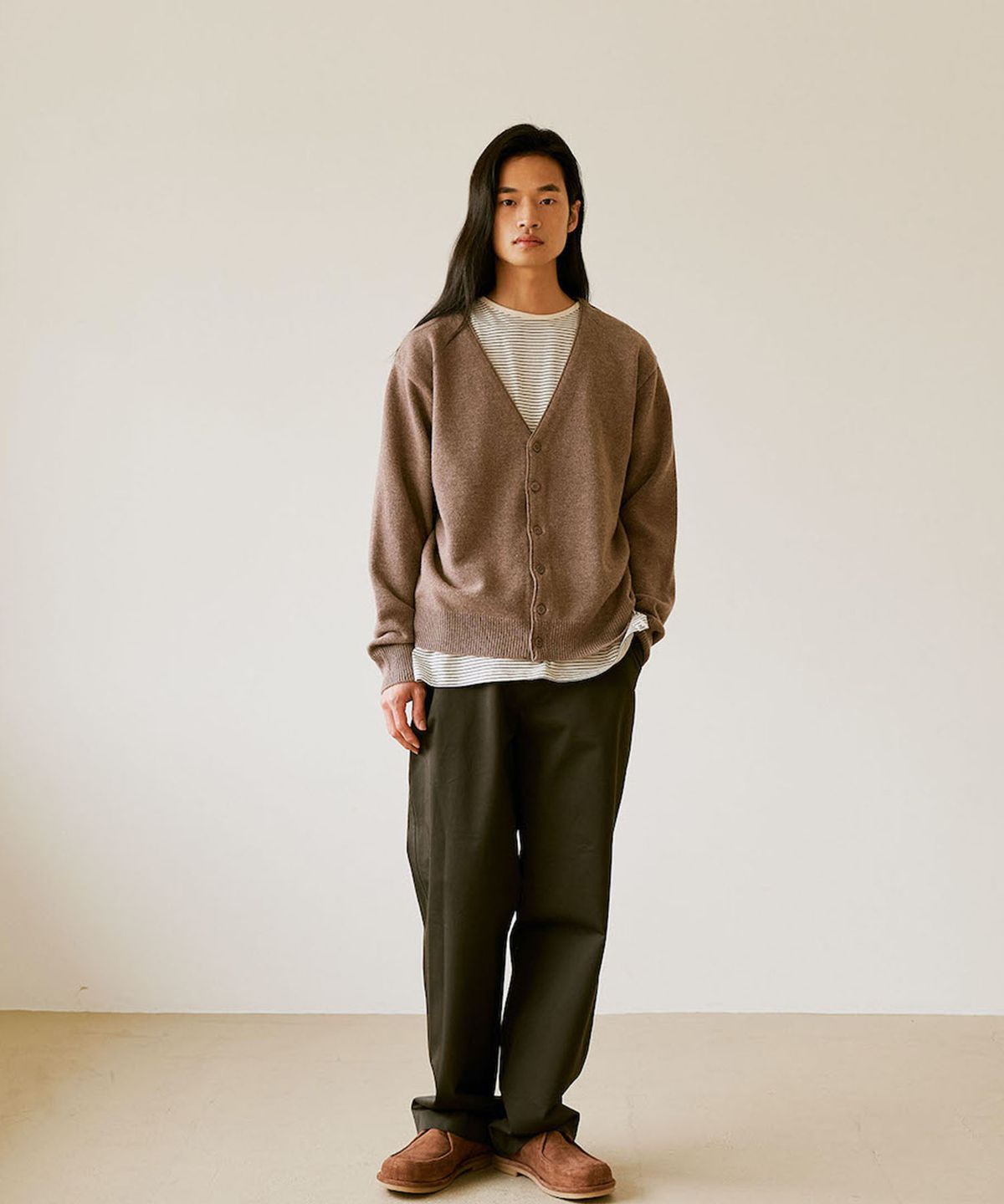 아우로(OURO) BASIC CHINO PANTS [ CHARCOAL ]