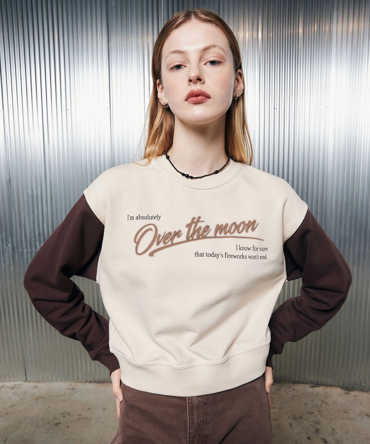 라티젠(LARTIGENT) L2 THE MOON SWEATSHIRT(BROWN)