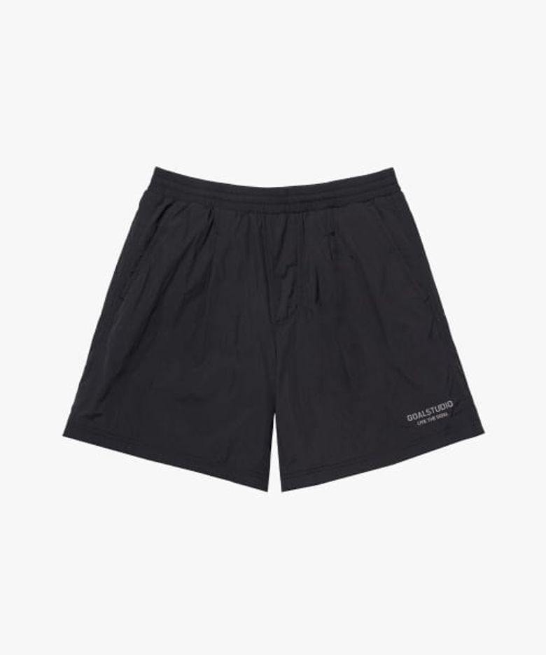 ESSENTIAL WOVEN SHORTS-BLACK