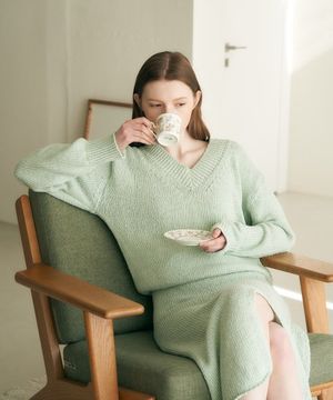 스너그 데일리 브이넥 니트 - 민트