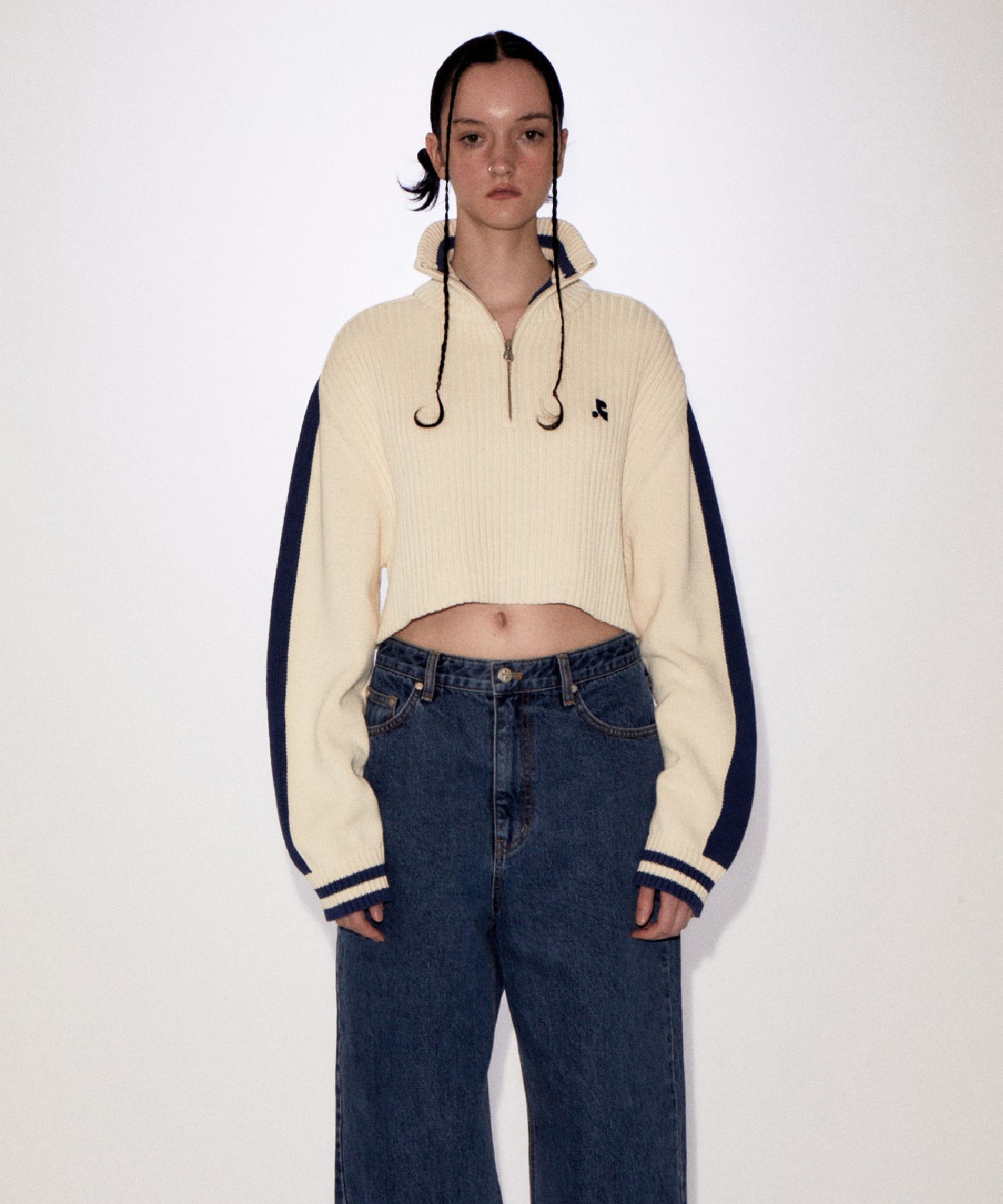MUSINSA公式 | REST&RECREATION RR HALF ZIP-UP CROP KNIT TOP IVORY